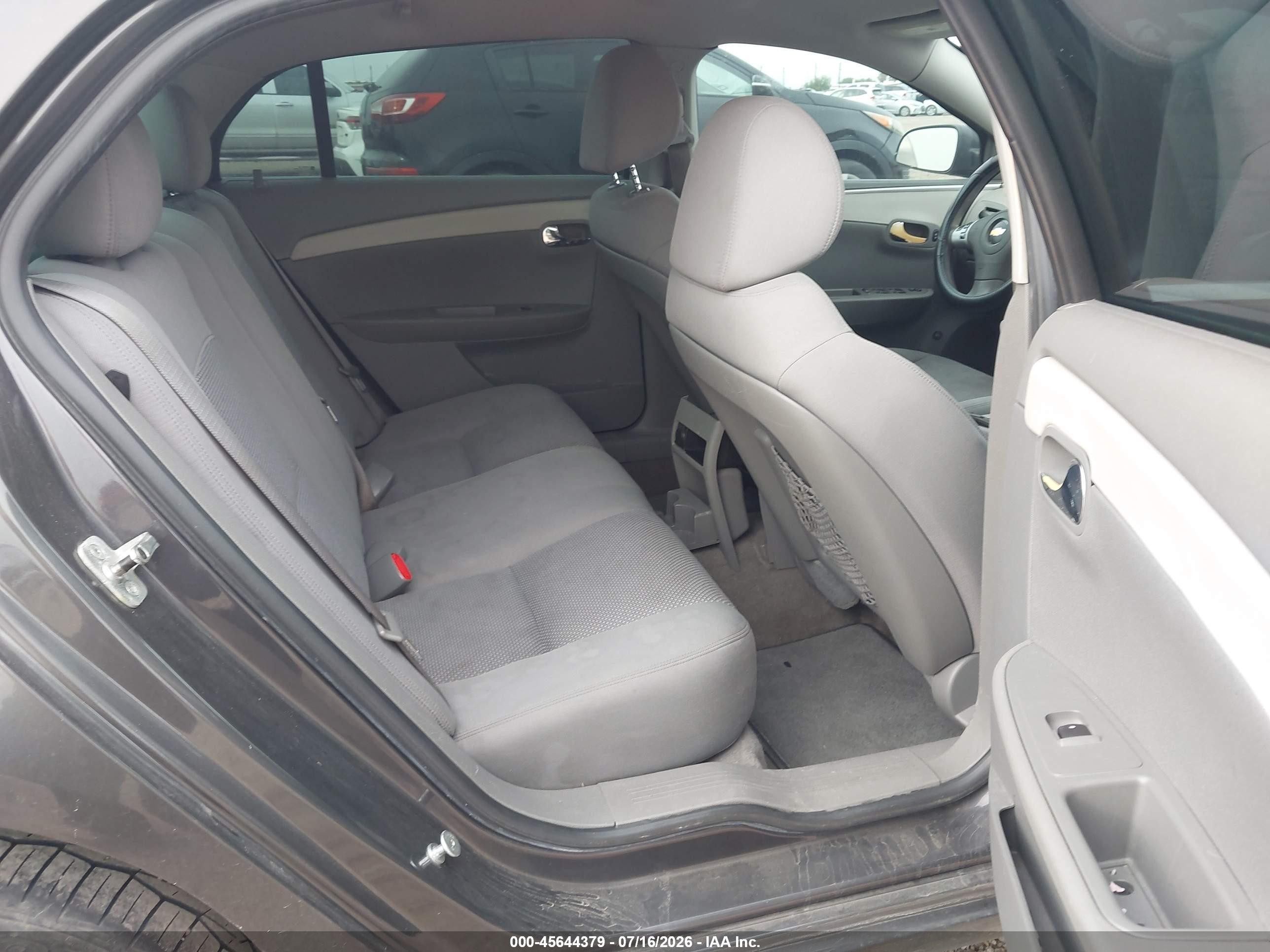 2011 Chevrolet Malibu Ls Серый vin: 1G1ZB5E18BF149779