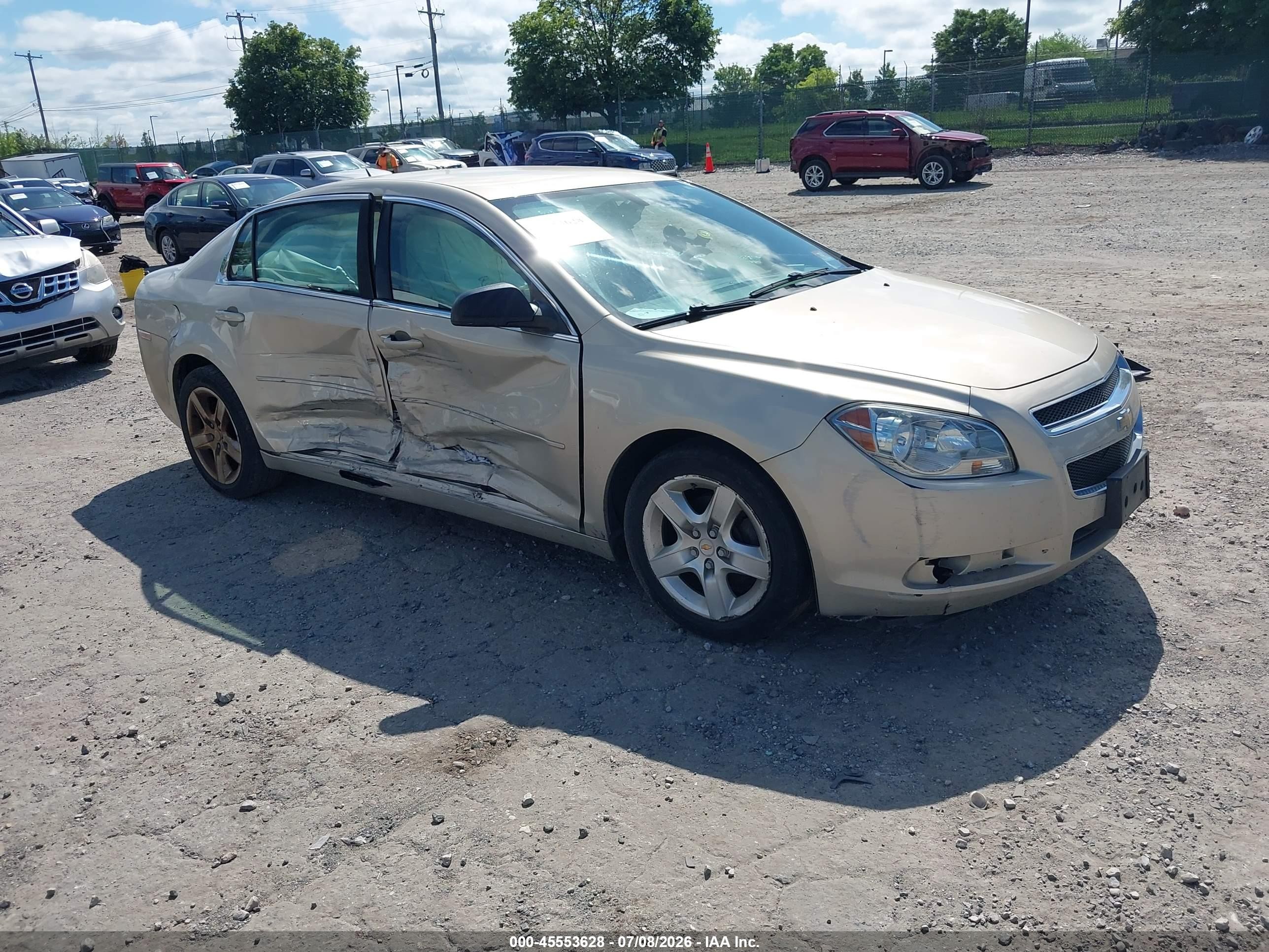 2011 Chevrolet Malibu Ls Gold vin: 1G1ZB5E18BF210340