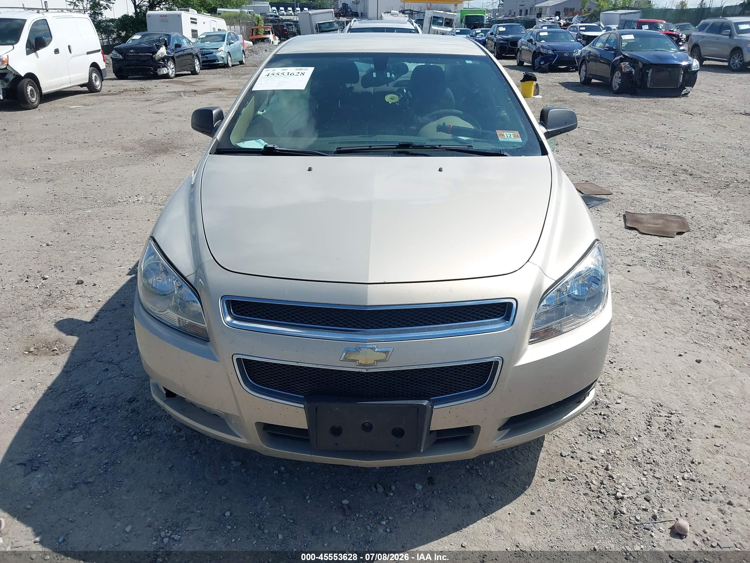 2011 Chevrolet Malibu Ls Gold vin: 1G1ZB5E18BF210340