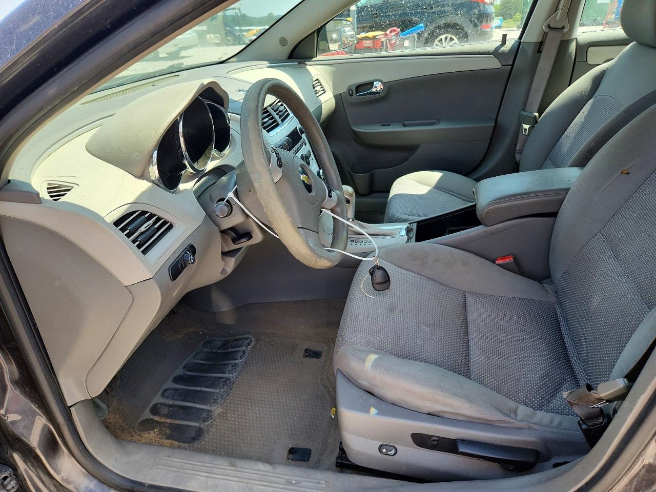 2011 Chevrolet Malibu Ls Серый vin: 1G1ZB5E19BF213506