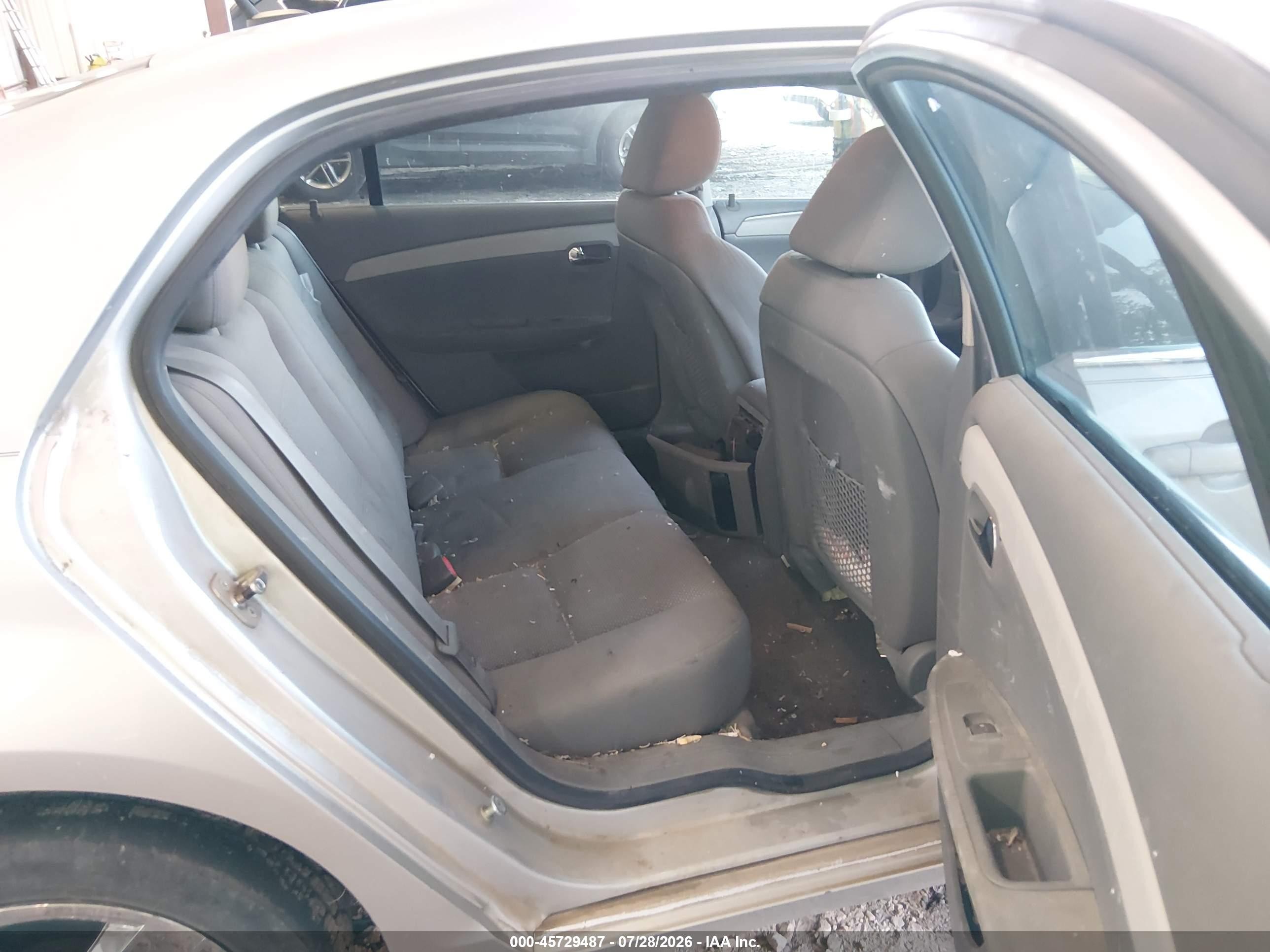 2011 Chevrolet Malibu Ls Silver vin: 1G1ZB5E19BF295771