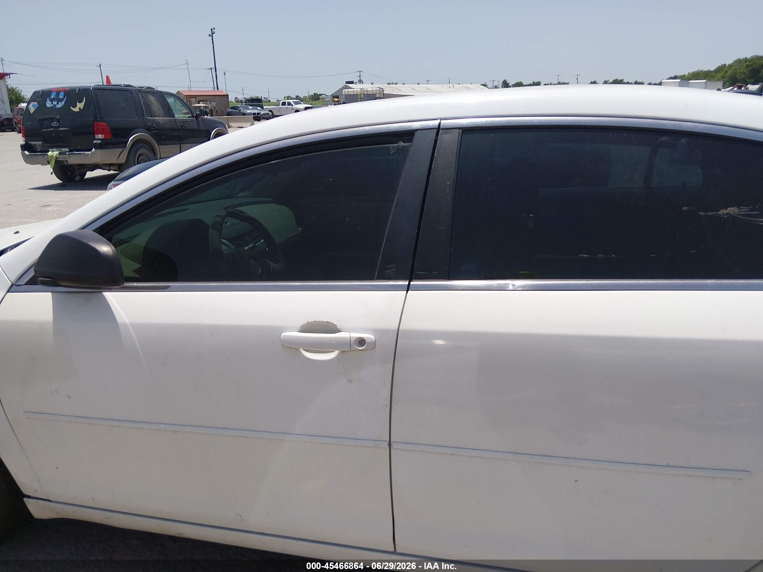 2011 Chevrolet Malibu Ls White vin: 1G1ZB5E1XBF209481