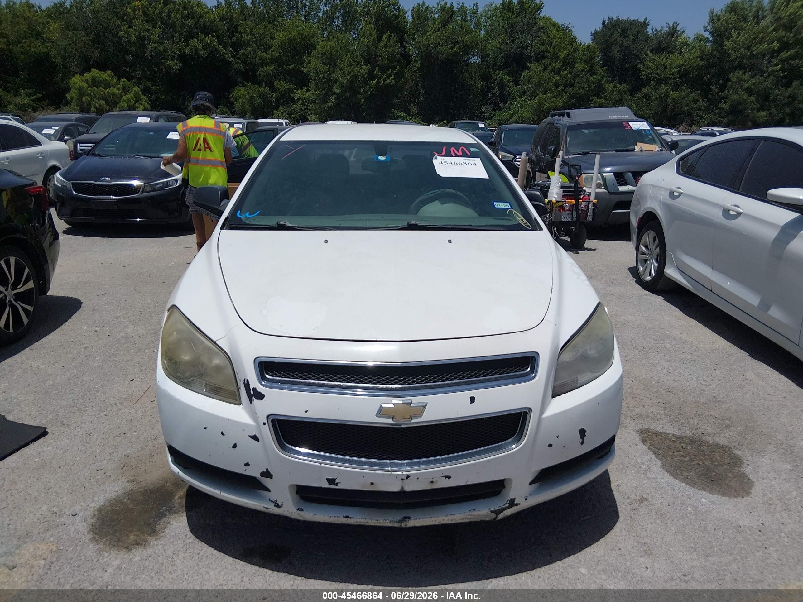 2011 Chevrolet Malibu Ls White vin: 1G1ZB5E1XBF209481