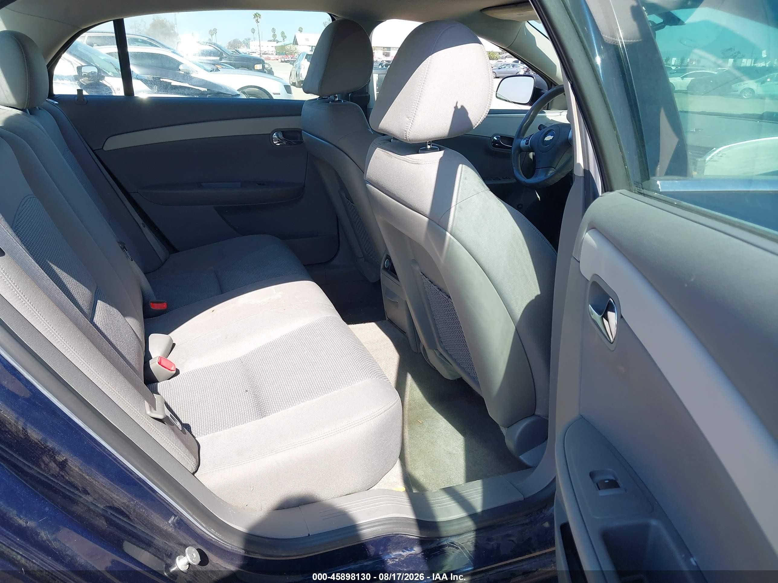 2011 Chevrolet Malibu Ls Синий vin: 1G1ZB5E1XBF366363