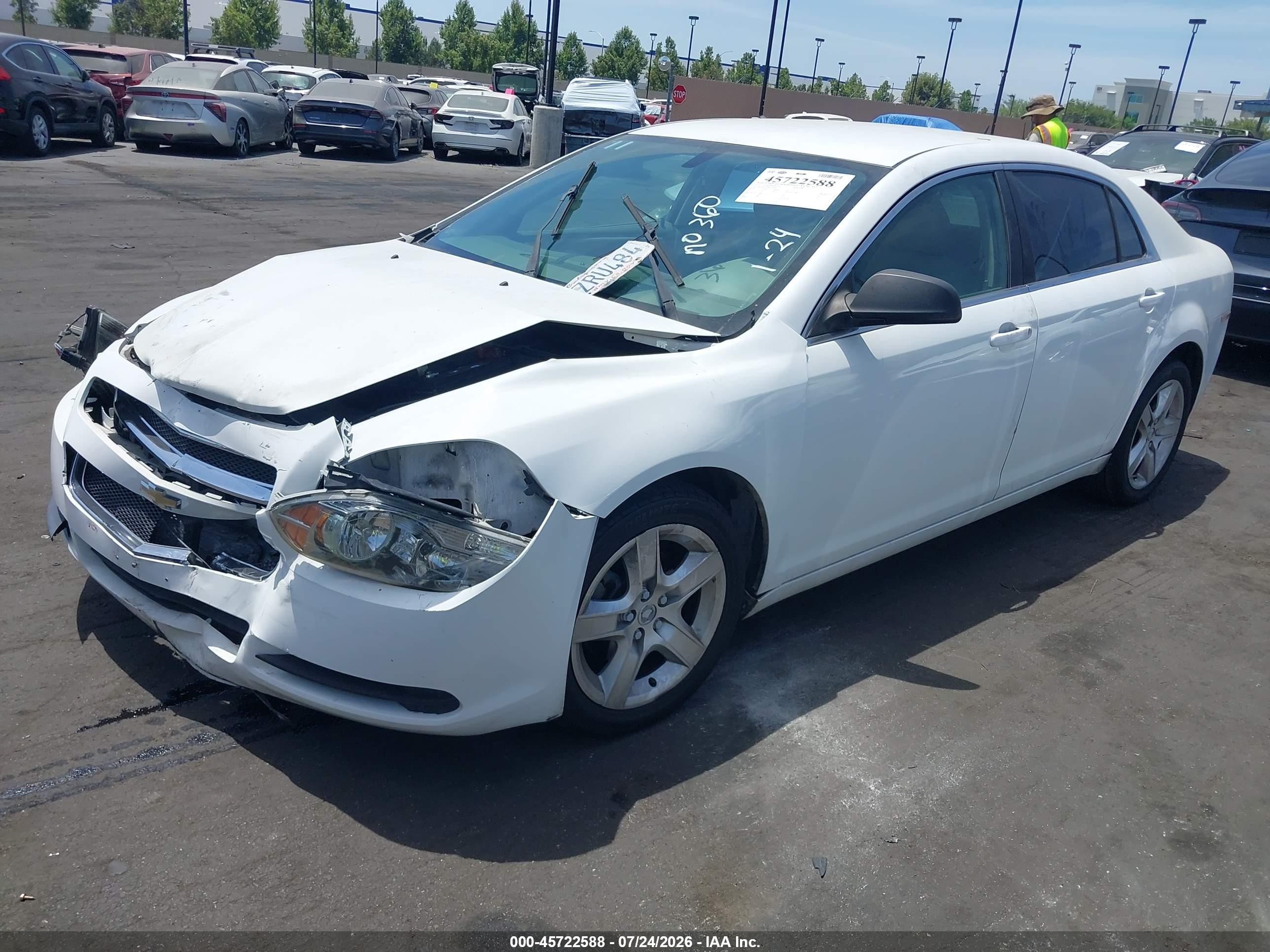 2011 Chevrolet Malibu Ls White vin: 1G1ZB5E1XBF391649