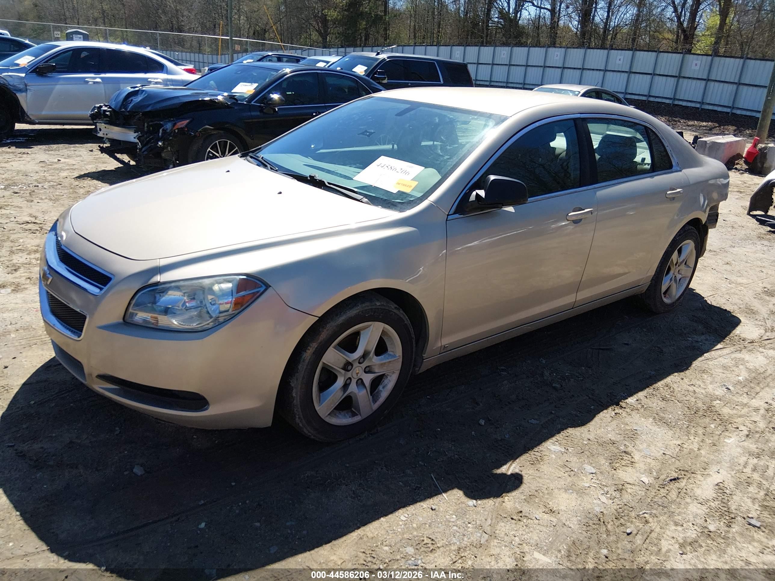 2010 Chevrolet Malibu Ls Gold vin: 1G1ZB5EB0AF129825
