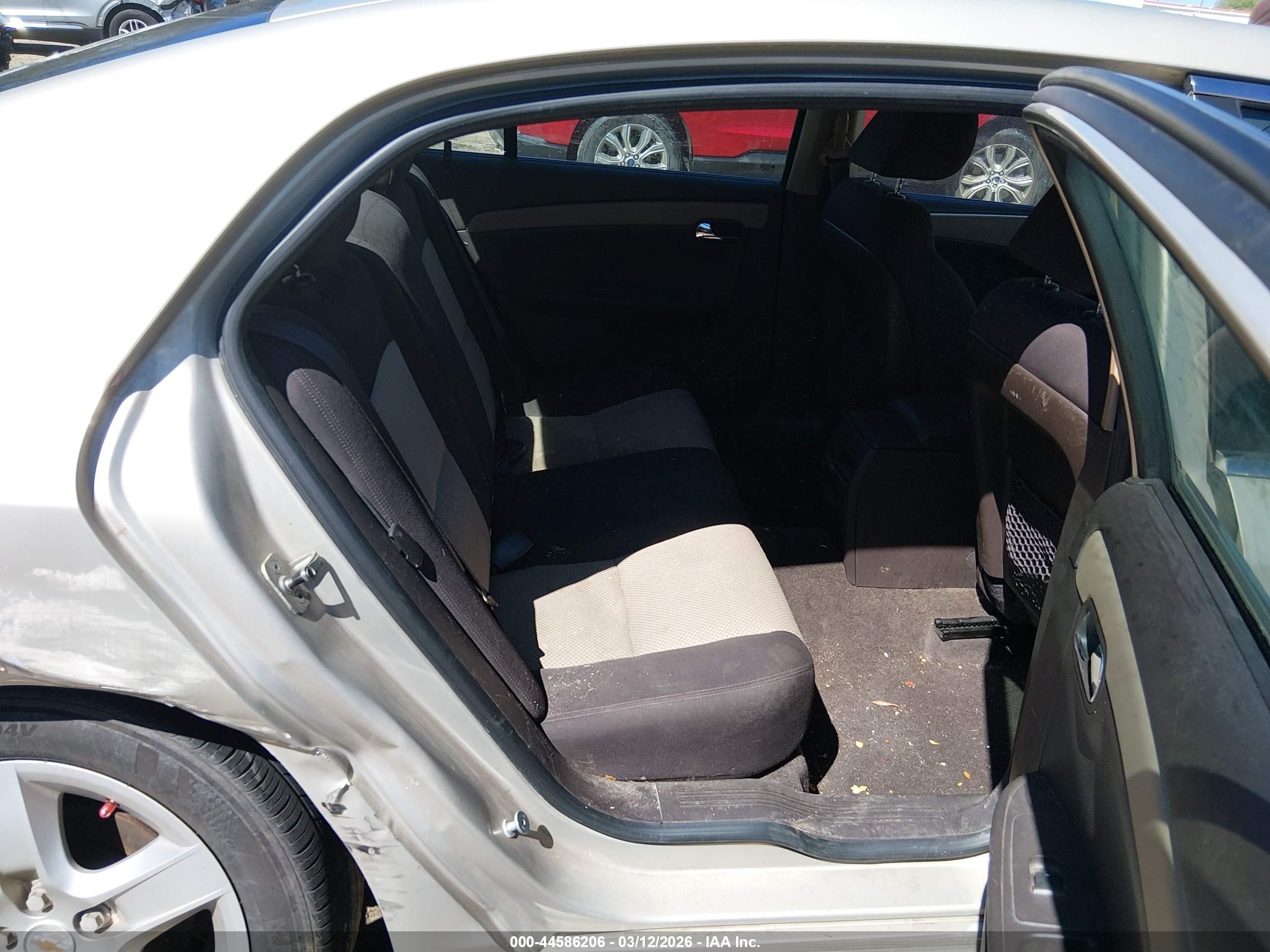 2010 Chevrolet Malibu Ls Gold vin: 1G1ZB5EB0AF129825