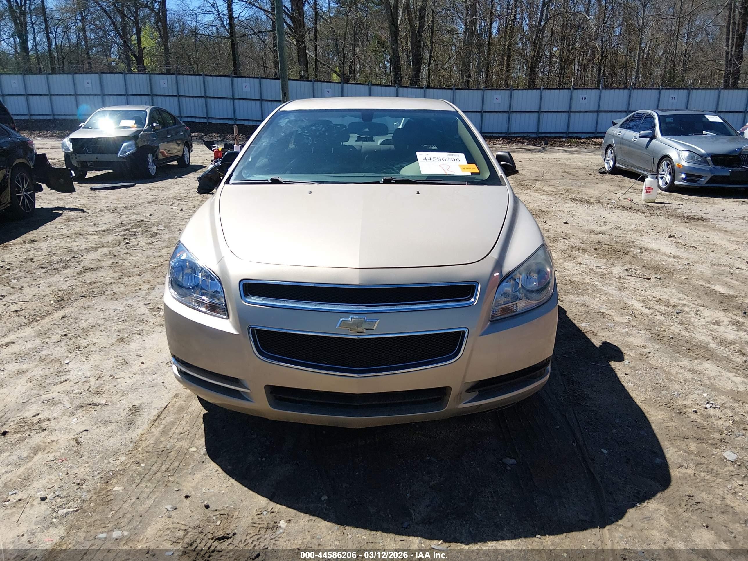 2010 Chevrolet Malibu Ls Gold vin: 1G1ZB5EB0AF129825