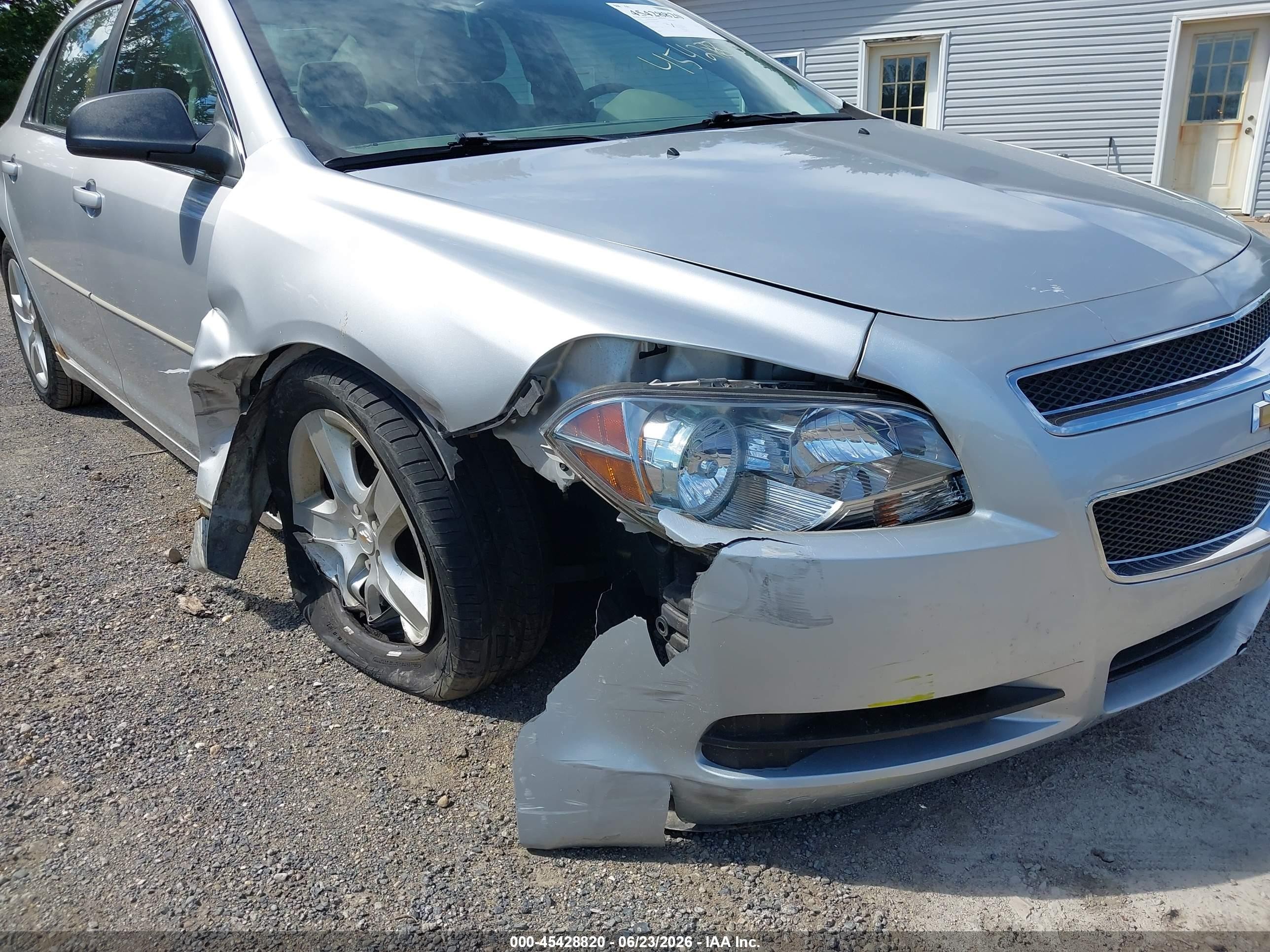 2010 Chevrolet Malibu Ls Silver vin: 1G1ZB5EB0AF161089