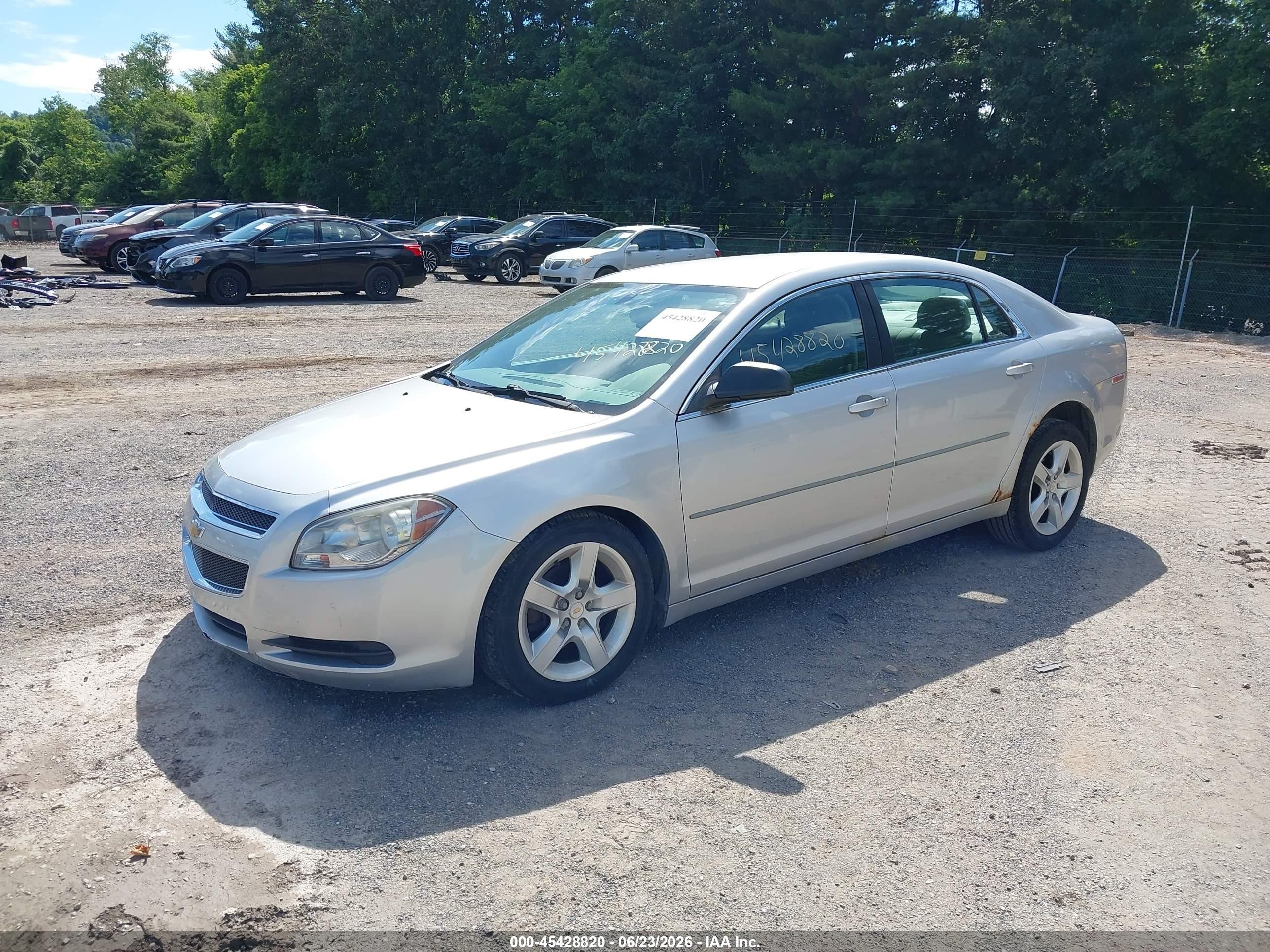 2010 Chevrolet Malibu Ls Silver vin: 1G1ZB5EB0AF161089