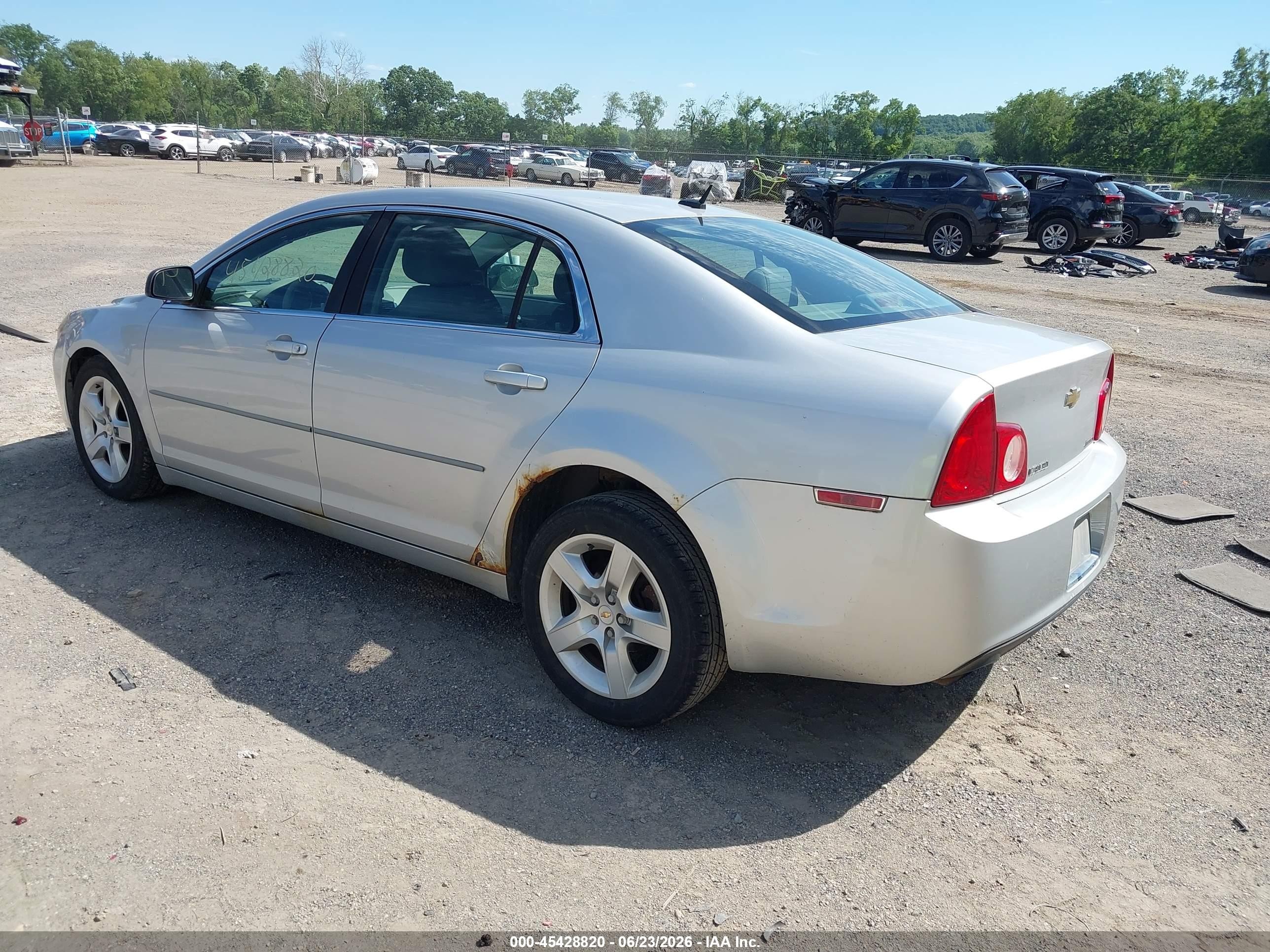 2010 Chevrolet Malibu Ls Silver vin: 1G1ZB5EB0AF161089