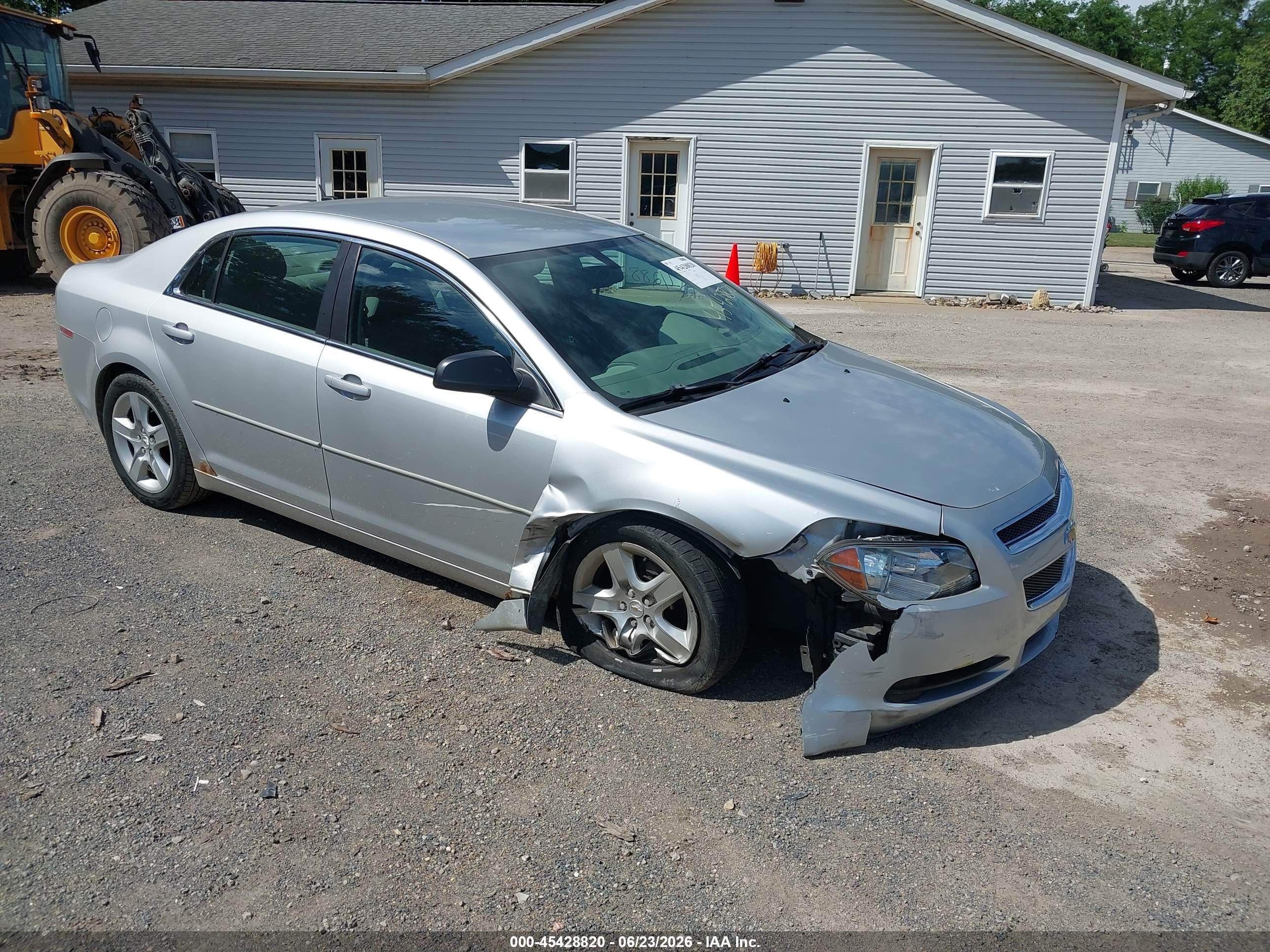 2010 Chevrolet Malibu Ls Silver vin: 1G1ZB5EB0AF161089