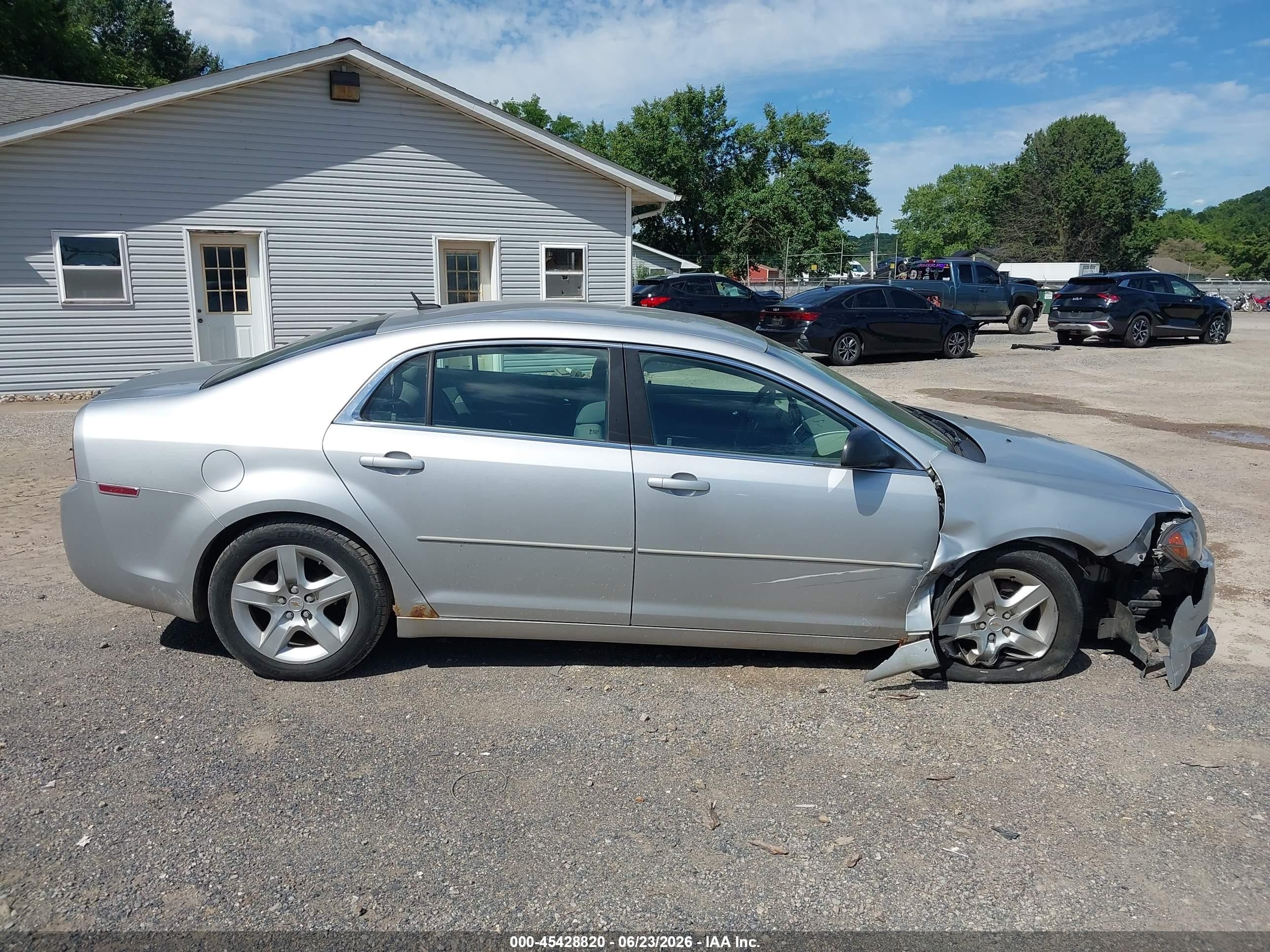 2010 Chevrolet Malibu Ls Silver vin: 1G1ZB5EB0AF161089