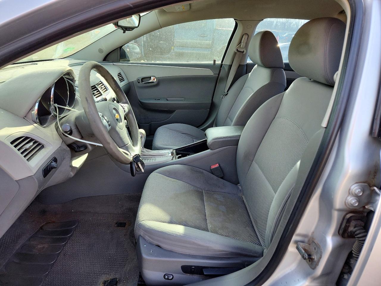 2010 Chevrolet Malibu Ls Silver vin: 1G1ZB5EB1A4135368