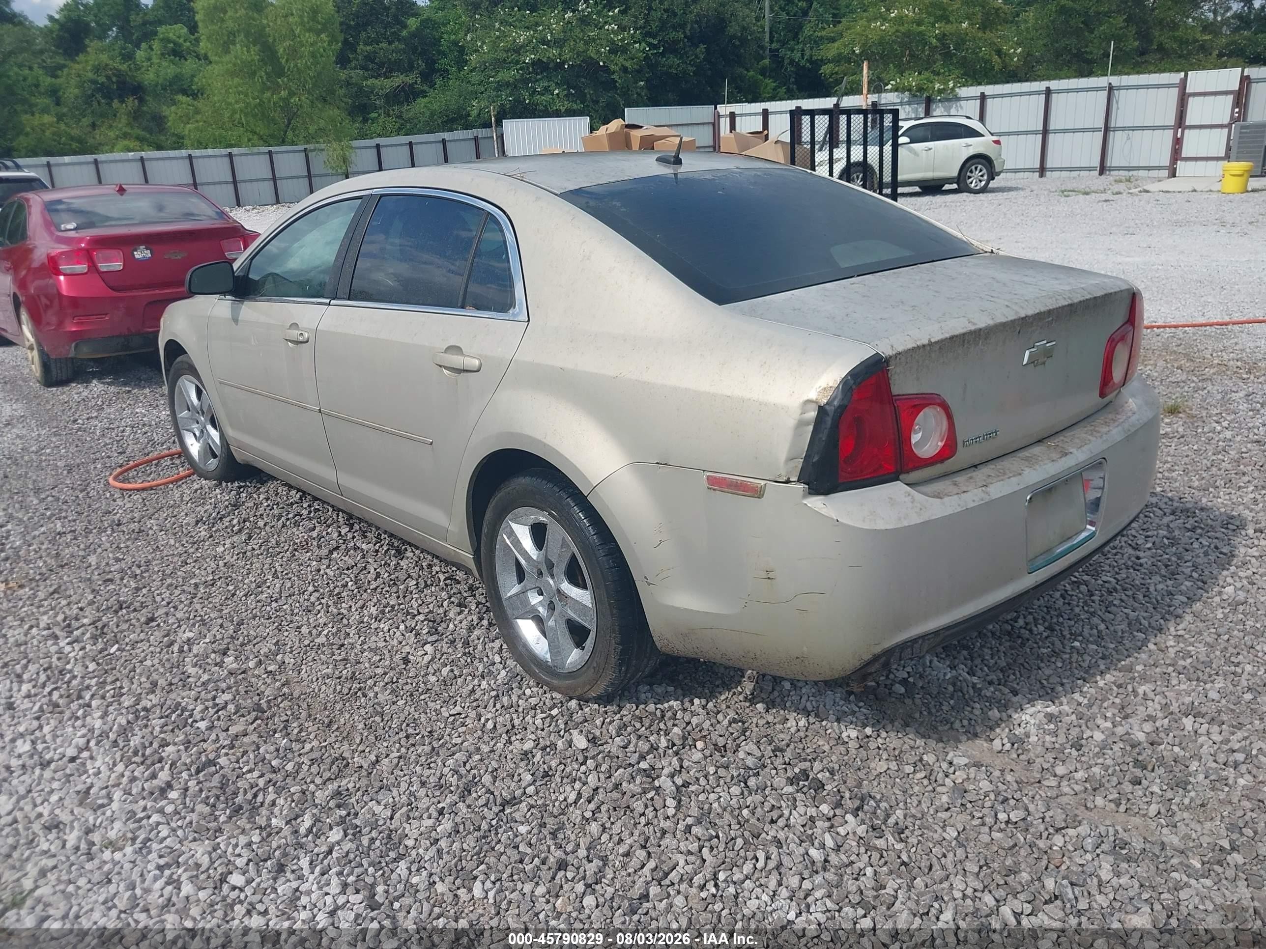 2010 Chevrolet Malibu Ls Beige vin: 1G1ZB5EB1AF140865