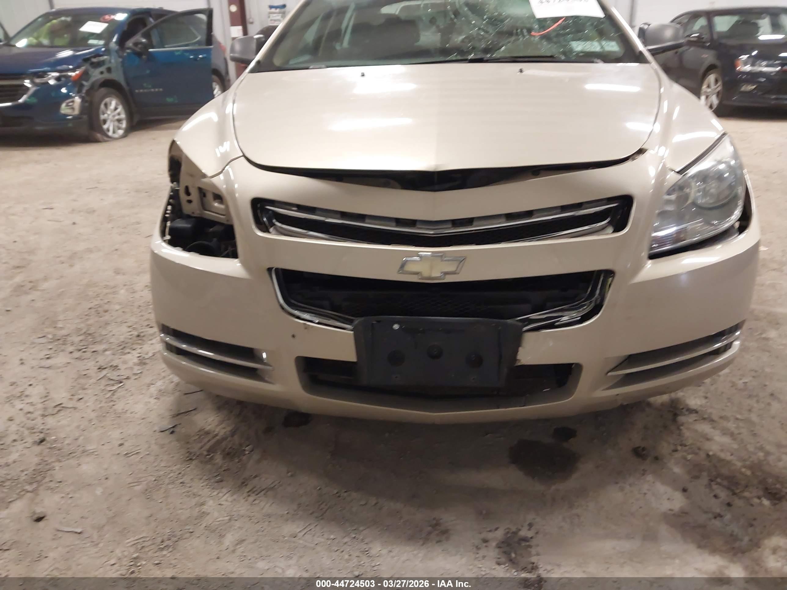 2010 Chevrolet Malibu Ls Gold vin: 1G1ZB5EB1AF295531