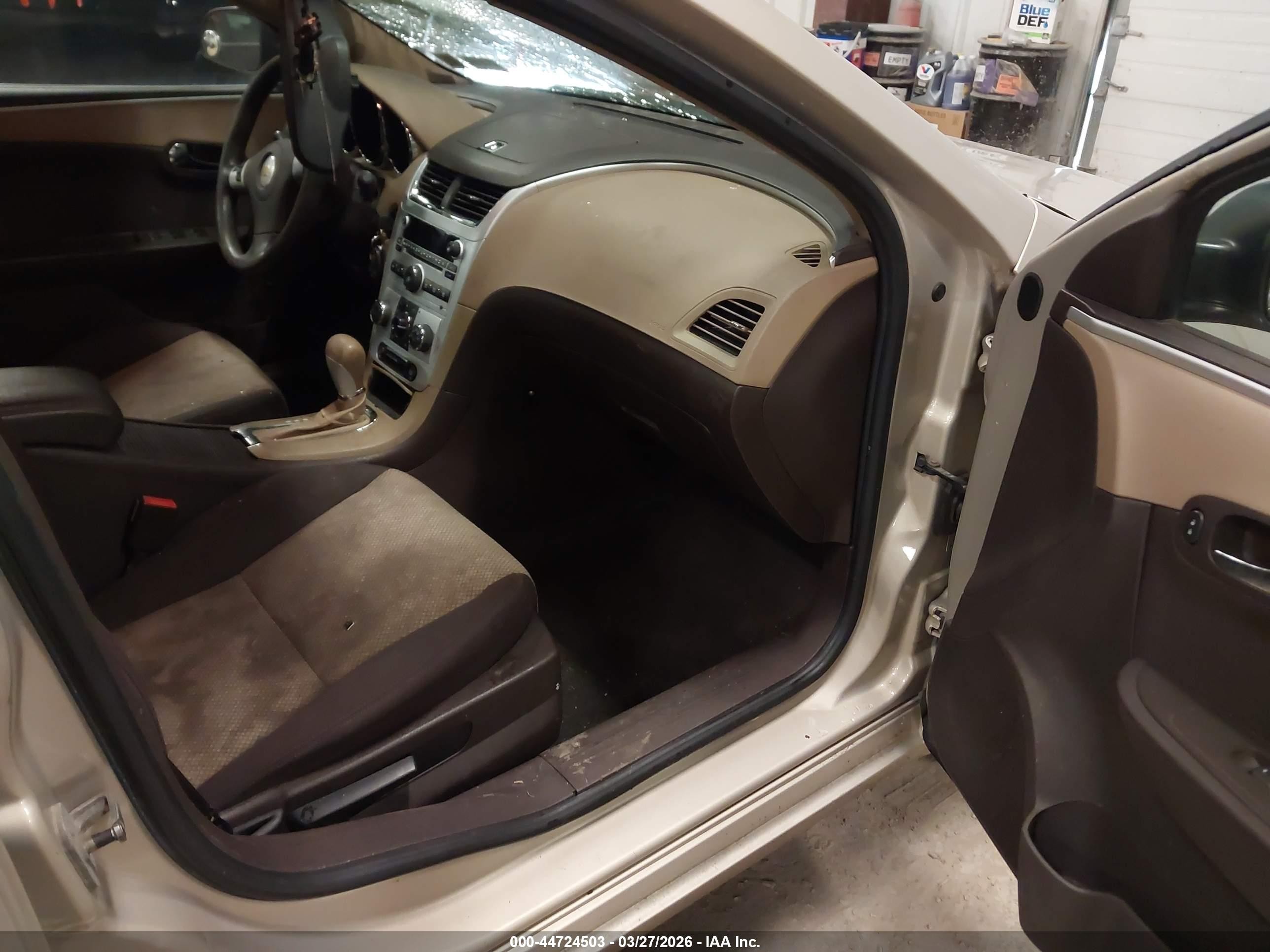2010 Chevrolet Malibu Ls Gold vin: 1G1ZB5EB1AF295531