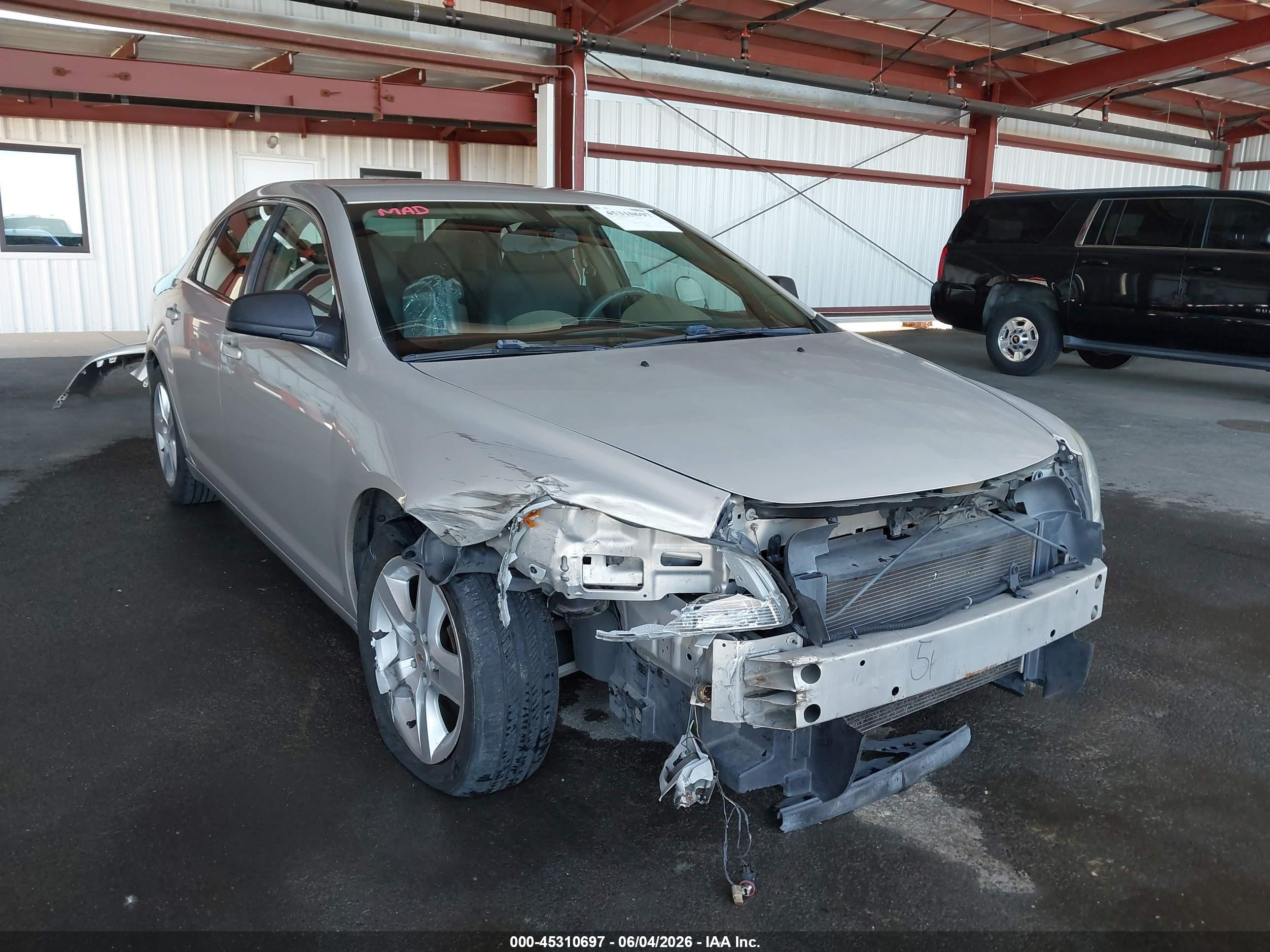 2010 Chevrolet Malibu Ls Silver vin: 1G1ZB5EB3AF181157