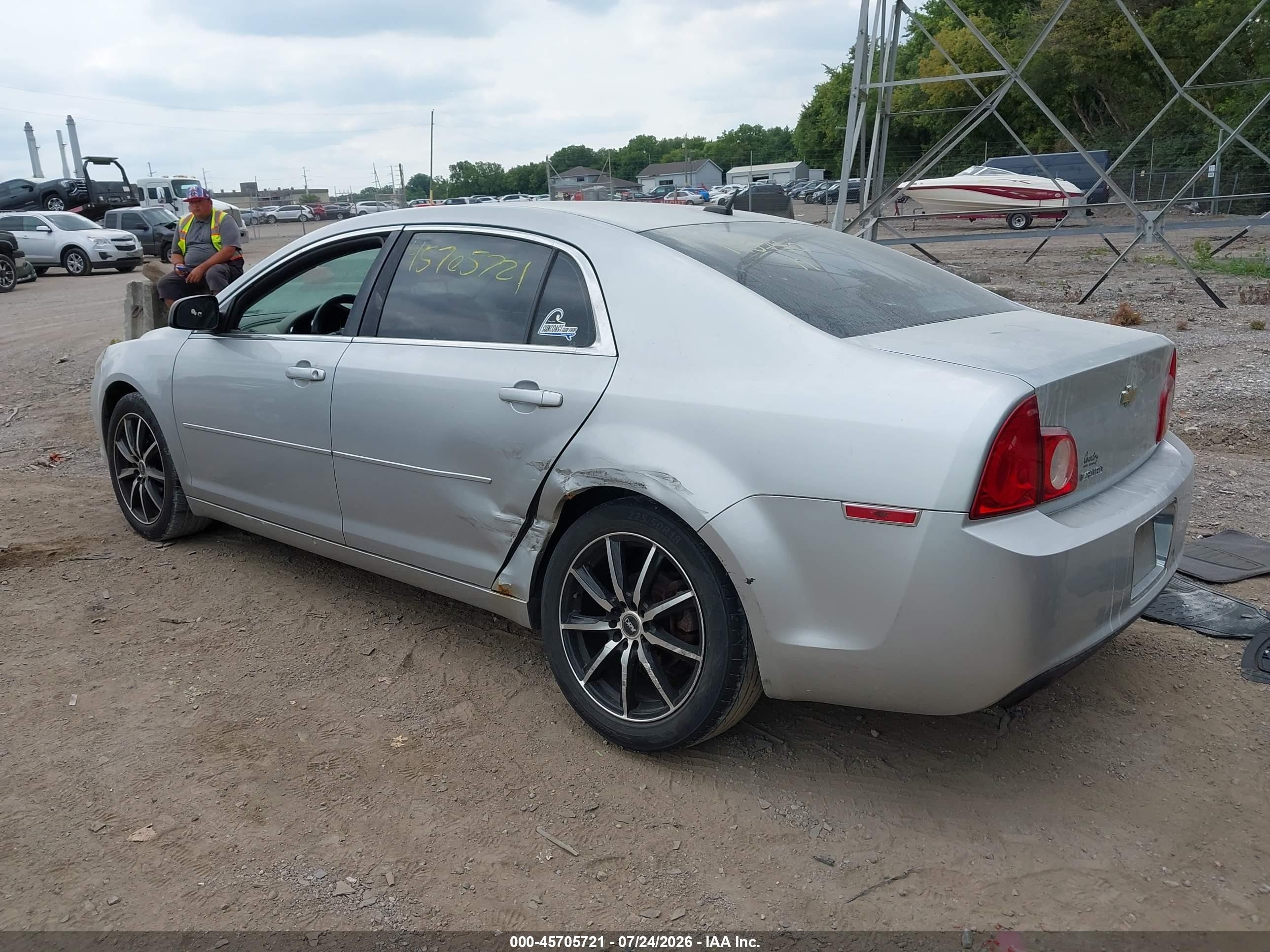 2010 Chevrolet Malibu Ls Silver vin: 1G1ZB5EB3AF195740