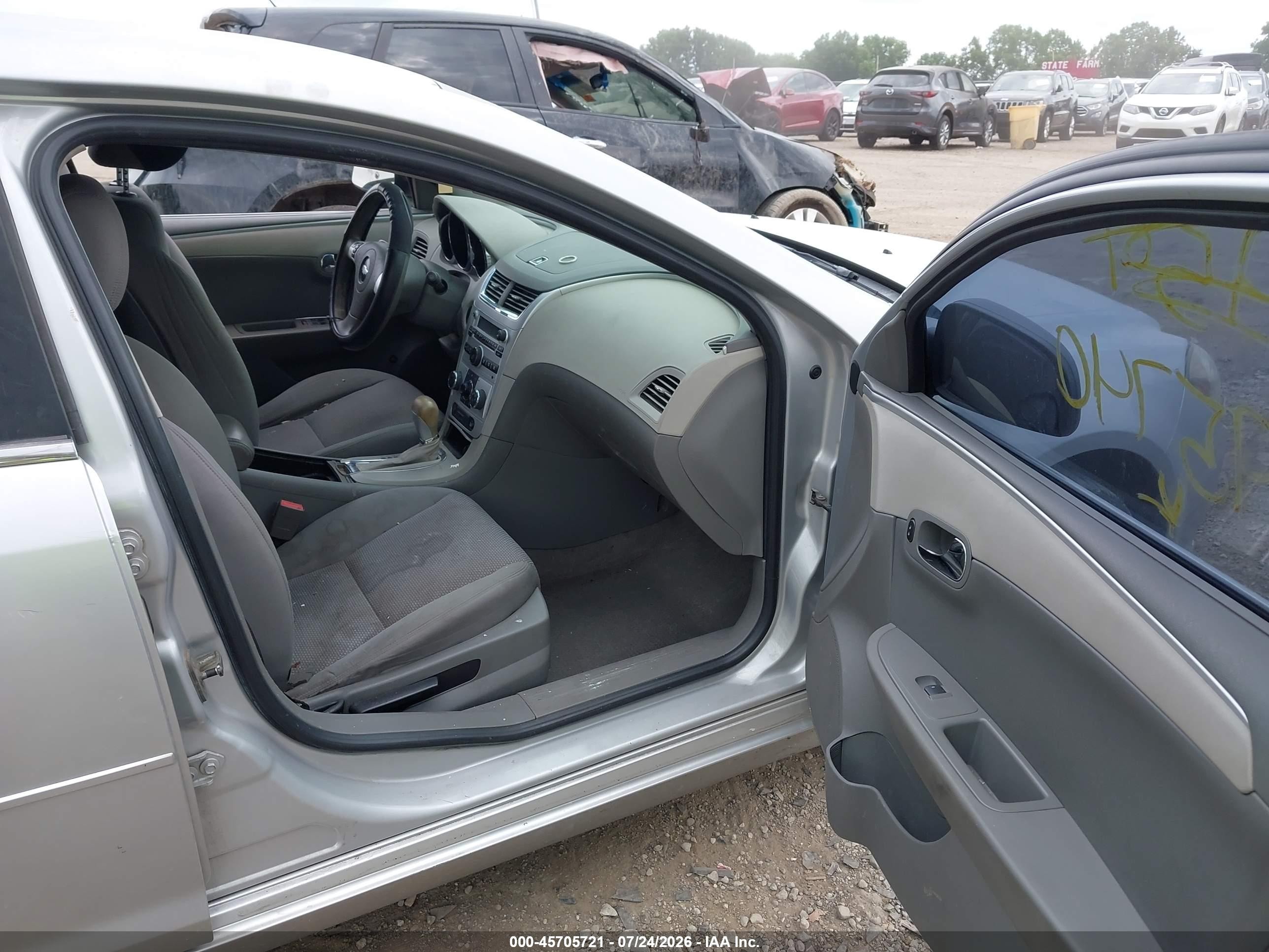 2010 Chevrolet Malibu Ls Silver vin: 1G1ZB5EB3AF195740