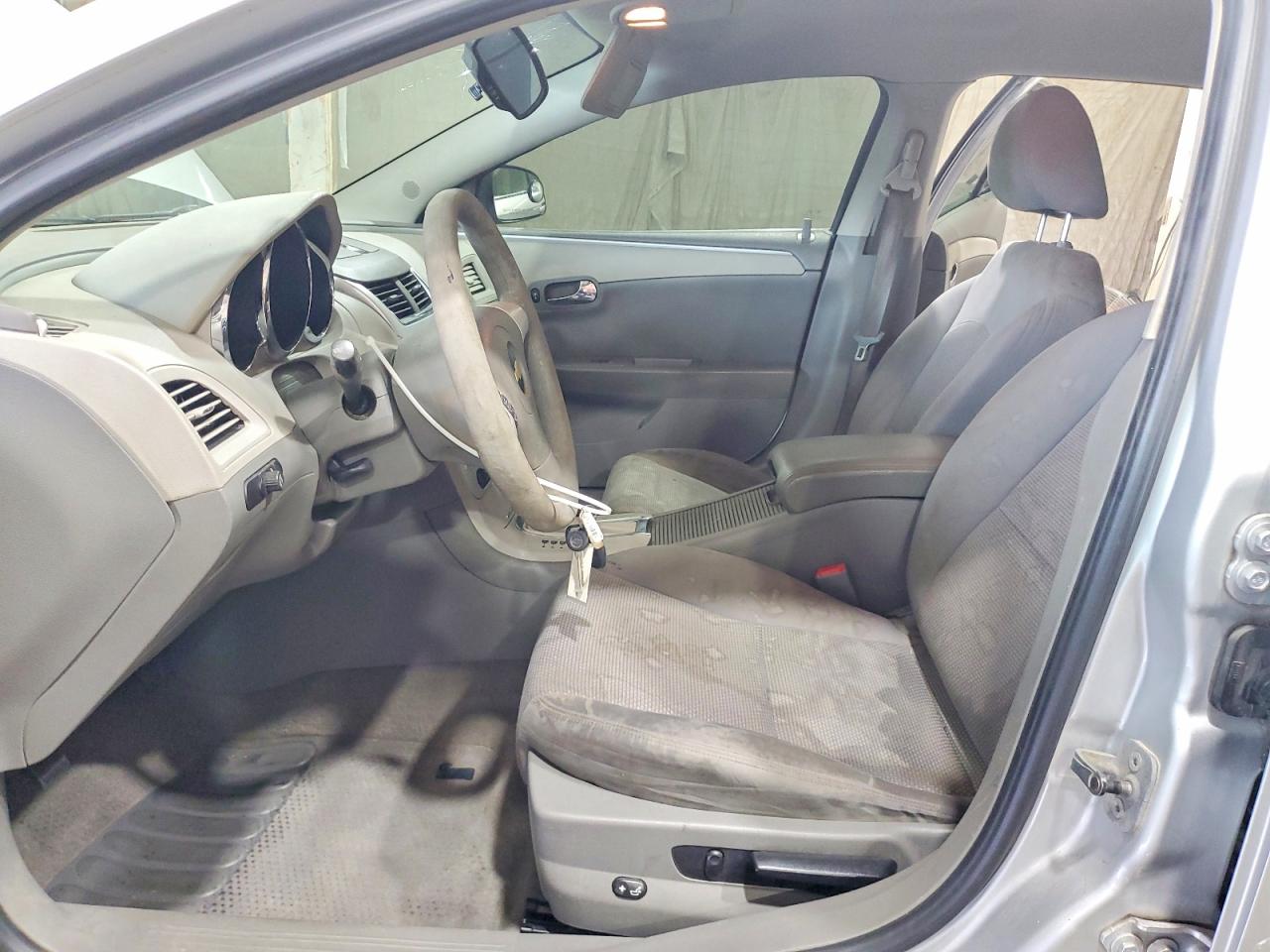 2010 Chevrolet Malibu Ls Silver vin: 1G1ZB5EB3AF260862