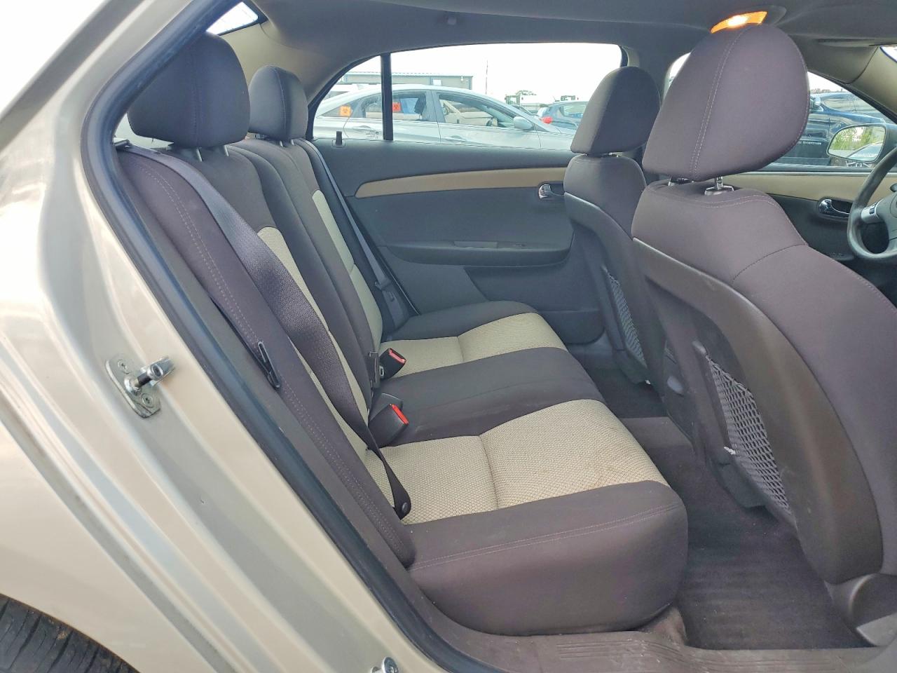 2010 Chevrolet Malibu Ls Beige vin: 1G1ZB5EB3AF262062
