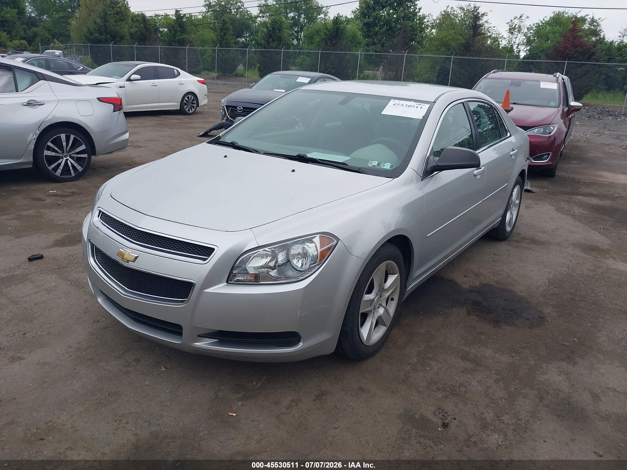2010 Chevrolet Malibu Ls Silver vin: 1G1ZB5EB4A4142492