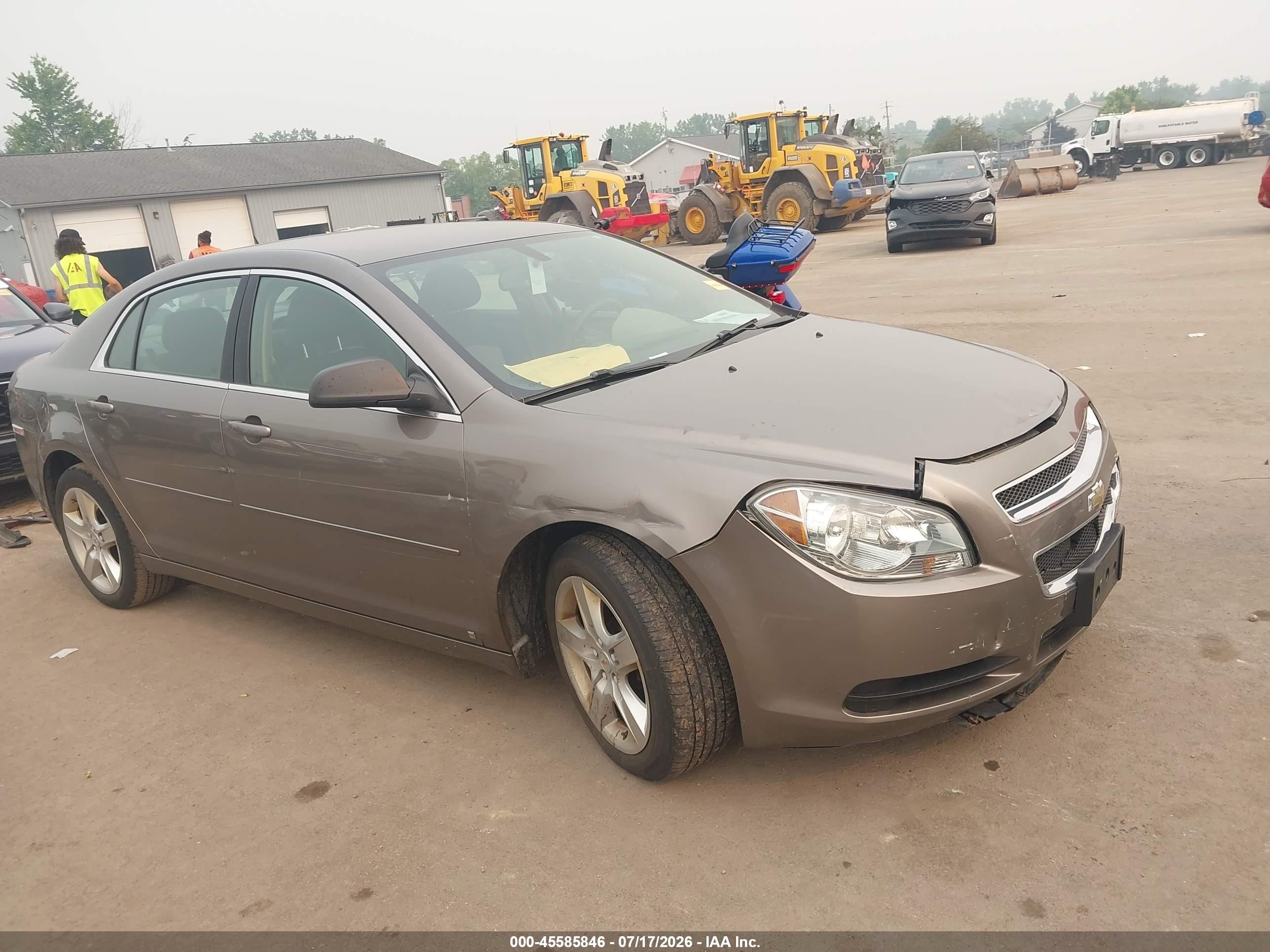 2010 Chevrolet Malibu Ls Gray vin: 1G1ZB5EB4AF109531