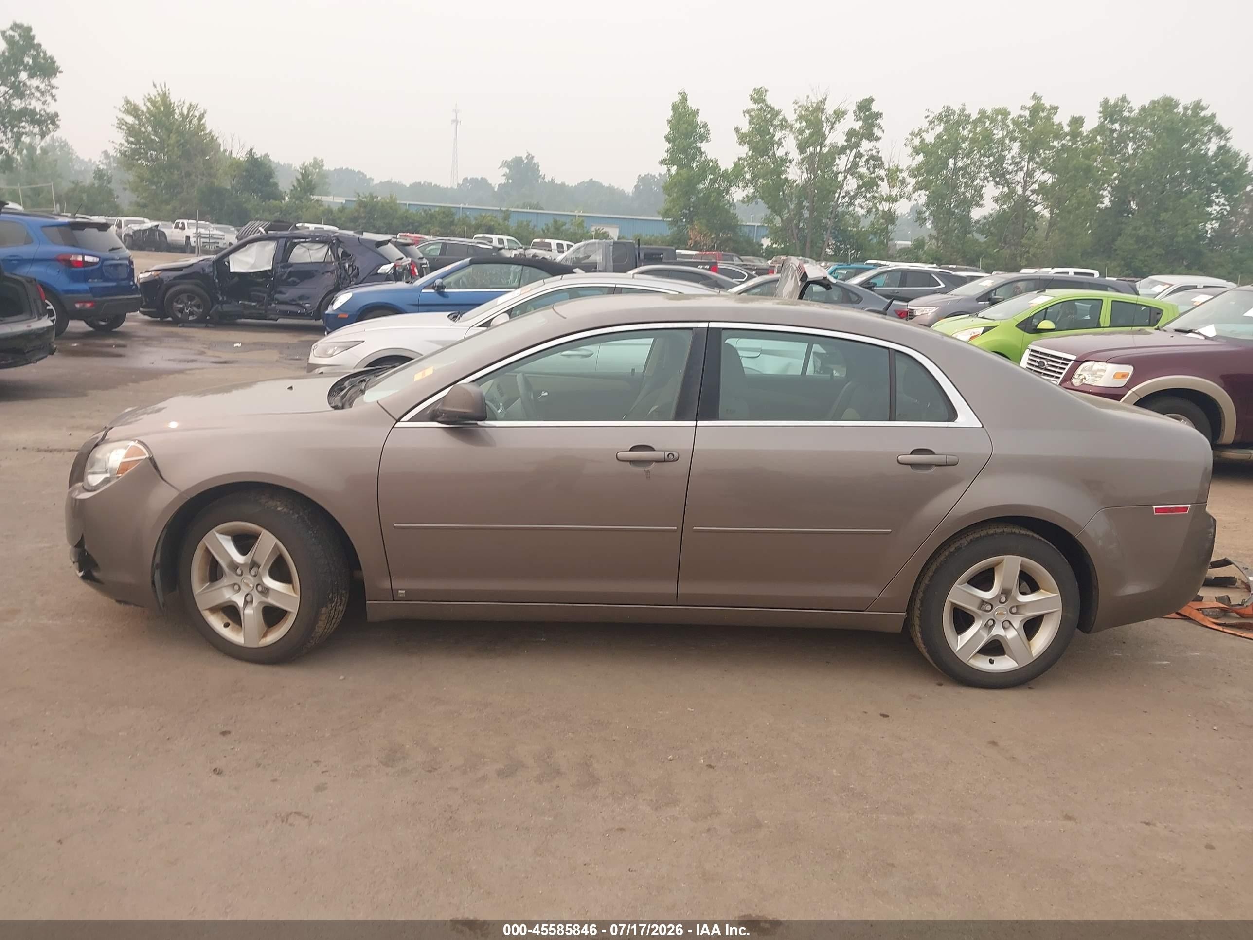 2010 Chevrolet Malibu Ls Gray vin: 1G1ZB5EB4AF109531