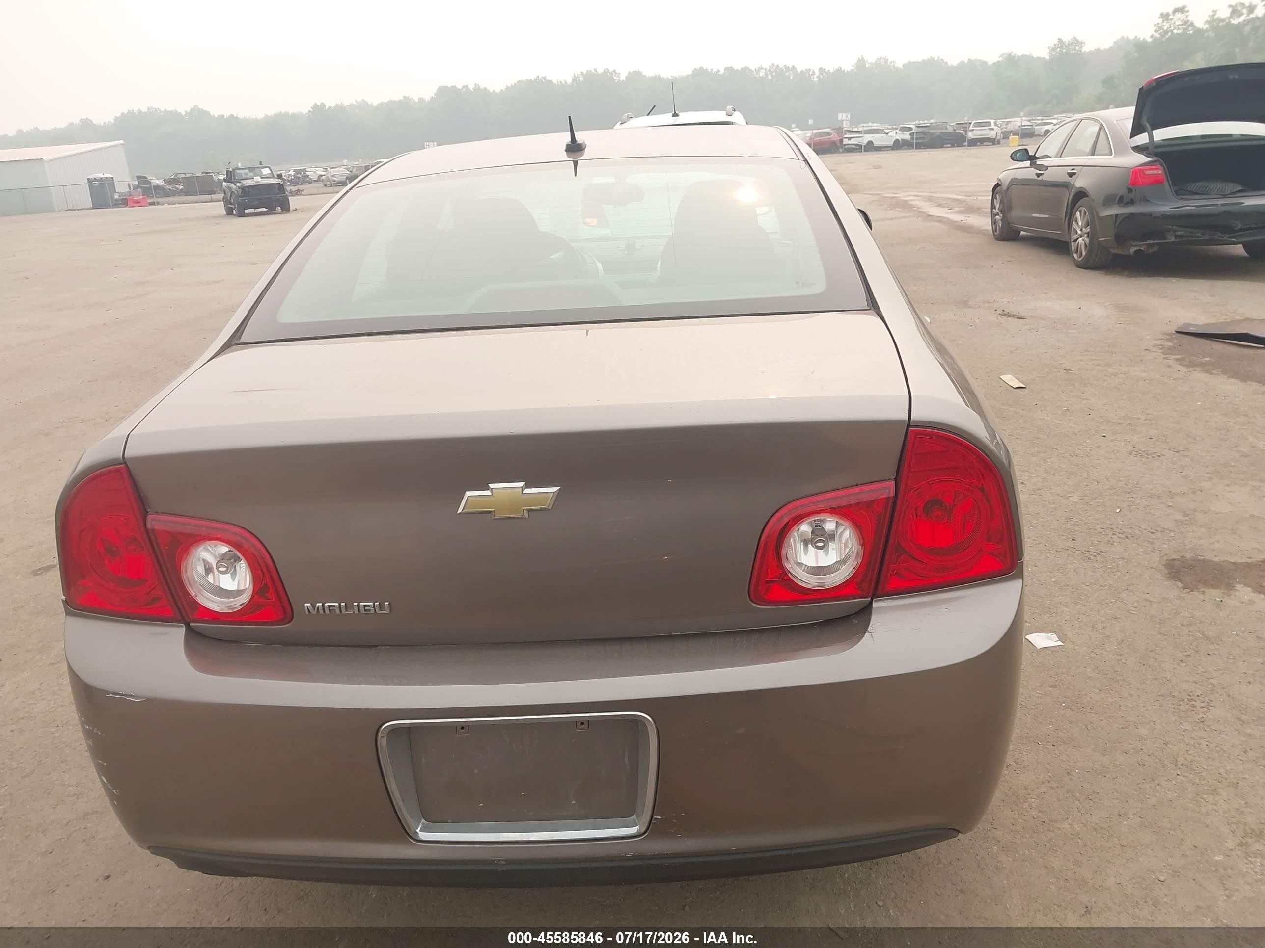 2010 Chevrolet Malibu Ls Gray vin: 1G1ZB5EB4AF109531
