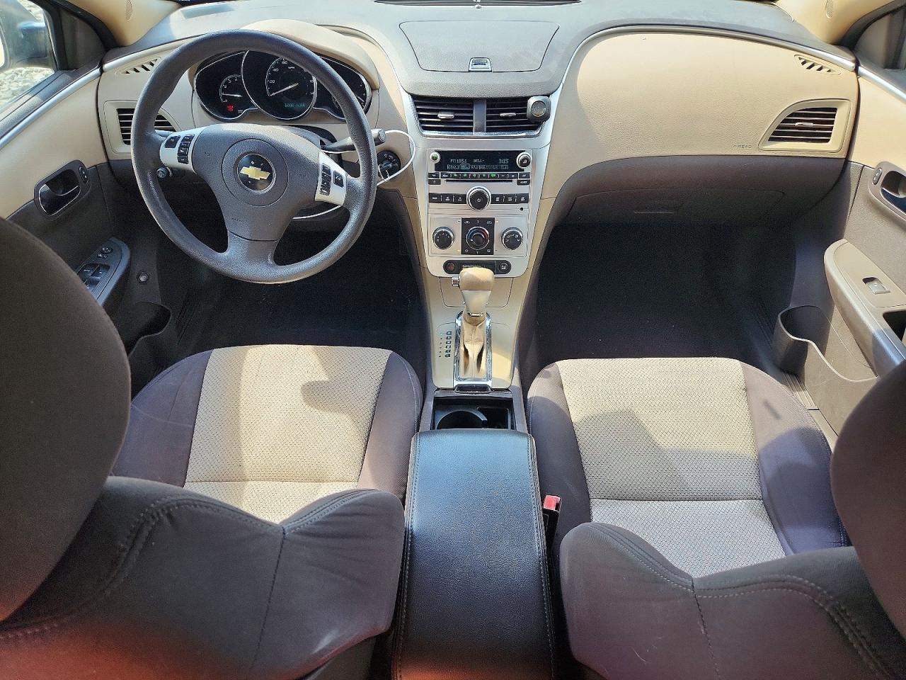 2010 Chevrolet Malibu Ls Gold vin: 1G1ZB5EB4AF251541