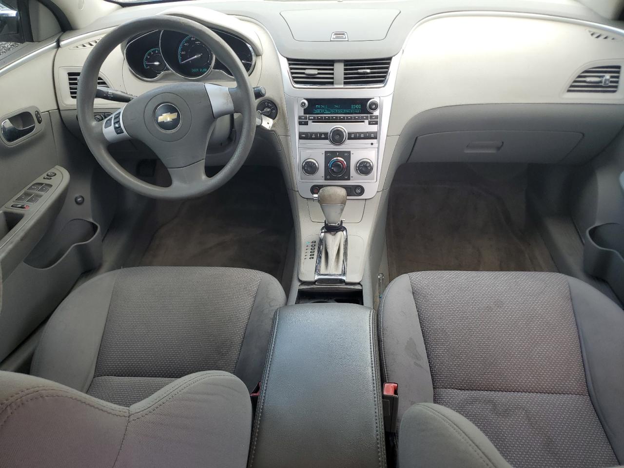 2010 Chevrolet Malibu Ls Silver vin: 1G1ZB5EB5A4140735