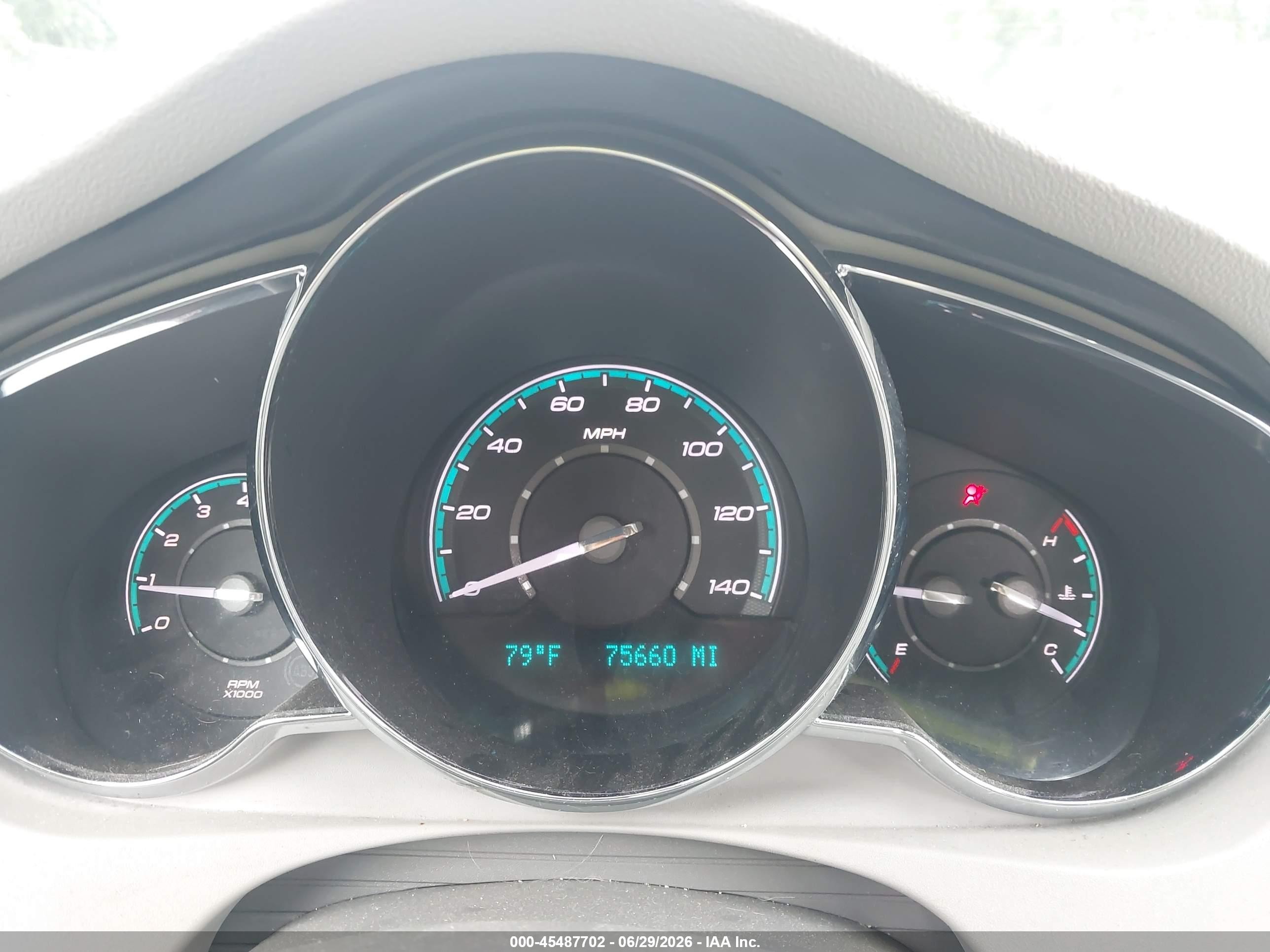 2010 Chevrolet Malibu Ls White vin: 1G1ZB5EB5AF110512