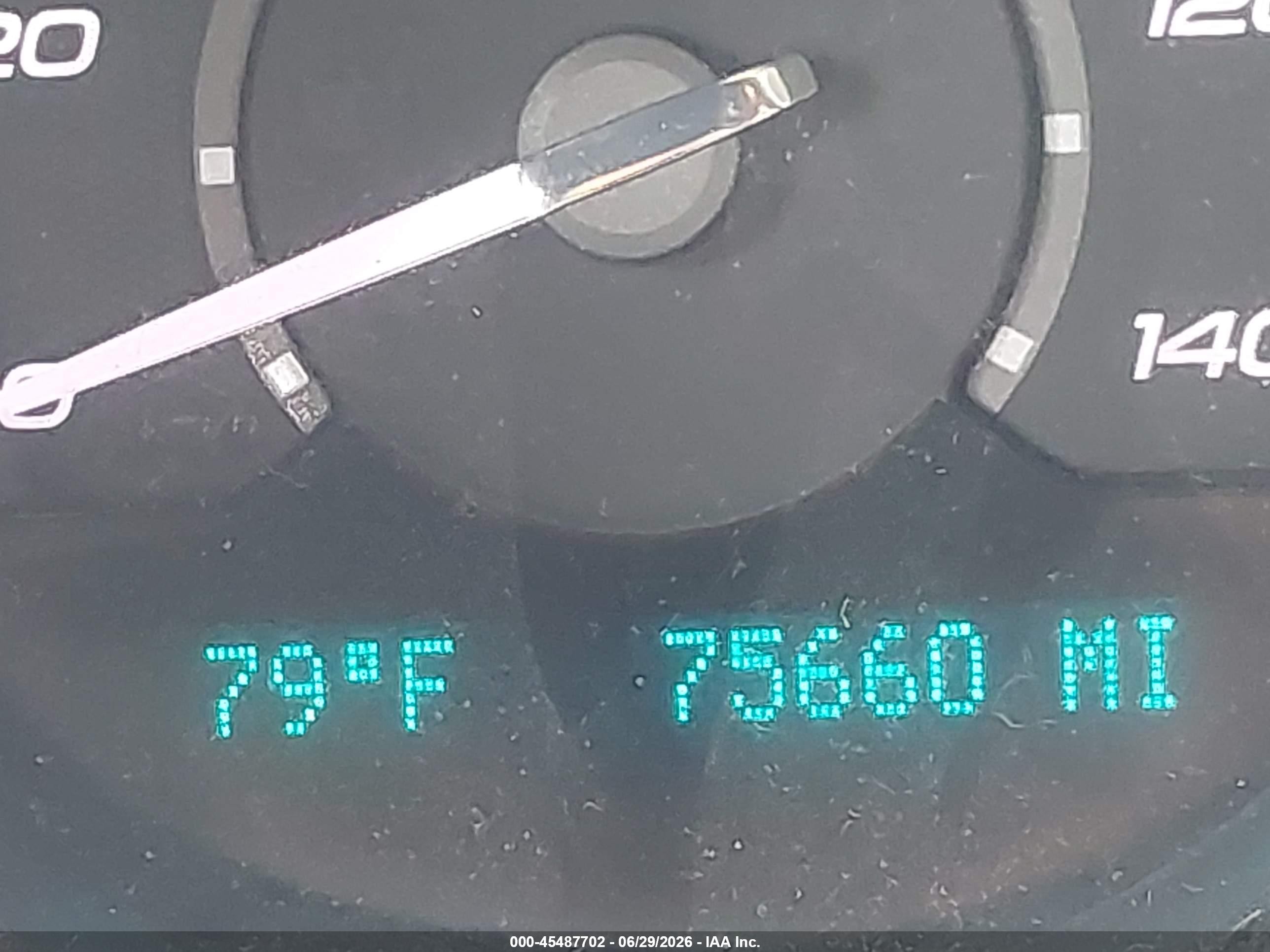 2010 Chevrolet Malibu Ls White vin: 1G1ZB5EB5AF110512