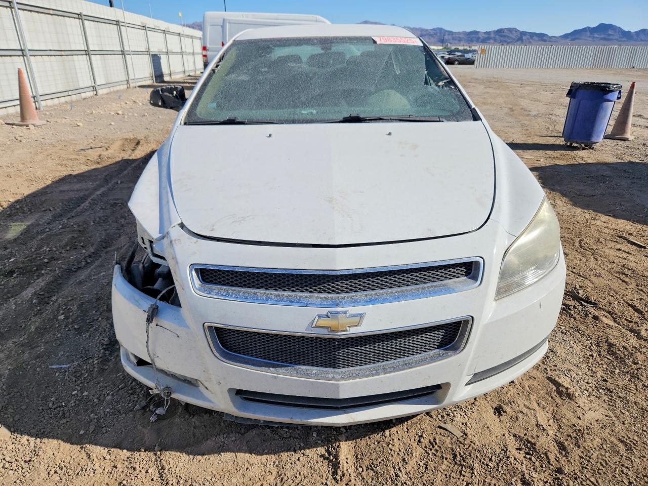 2010 Chevrolet Malibu Ls White vin: 1G1ZB5EB5AF261527