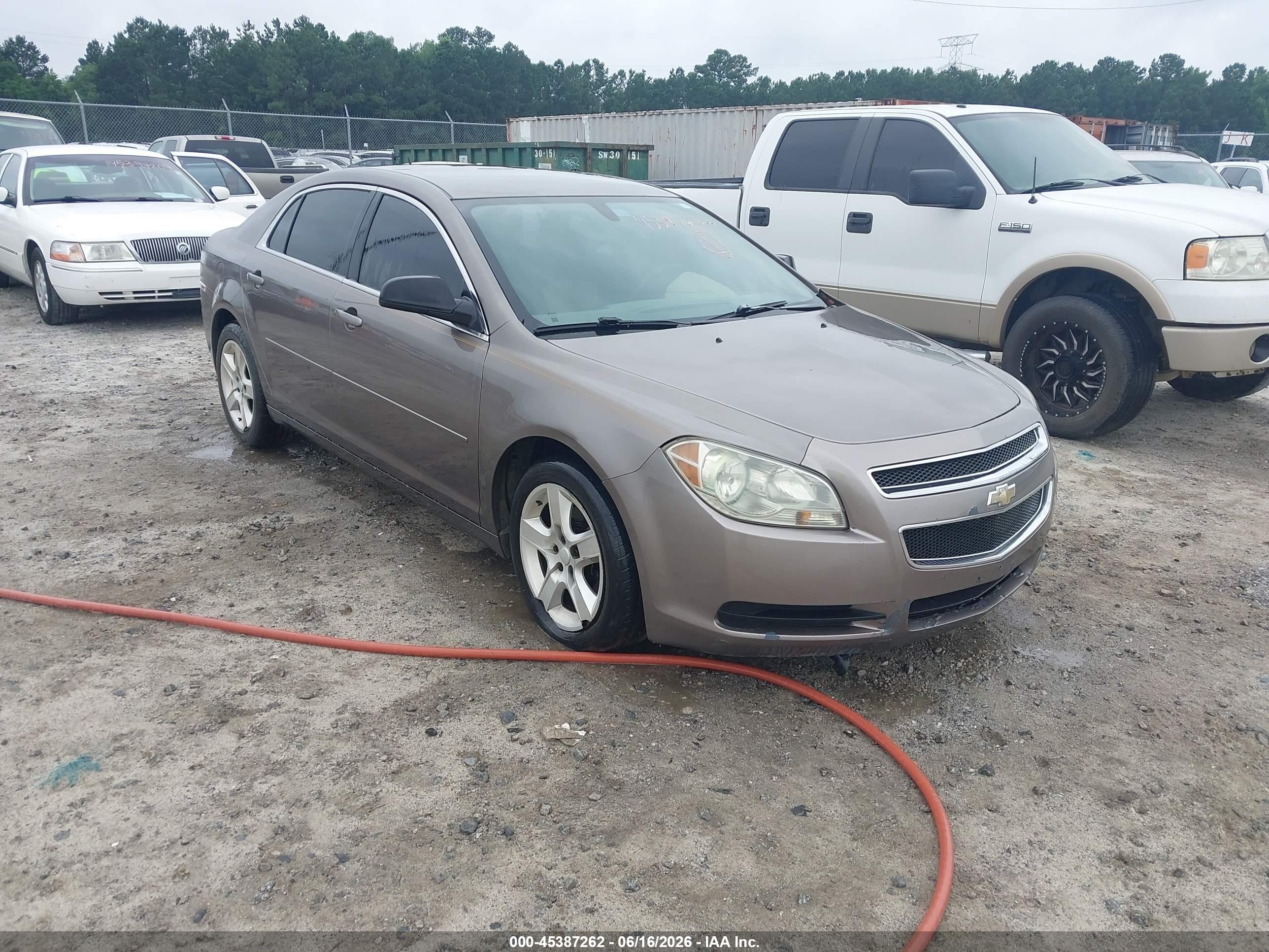 2010 Chevrolet Malibu Ls Brown vin: 1G1ZB5EB5AF264816