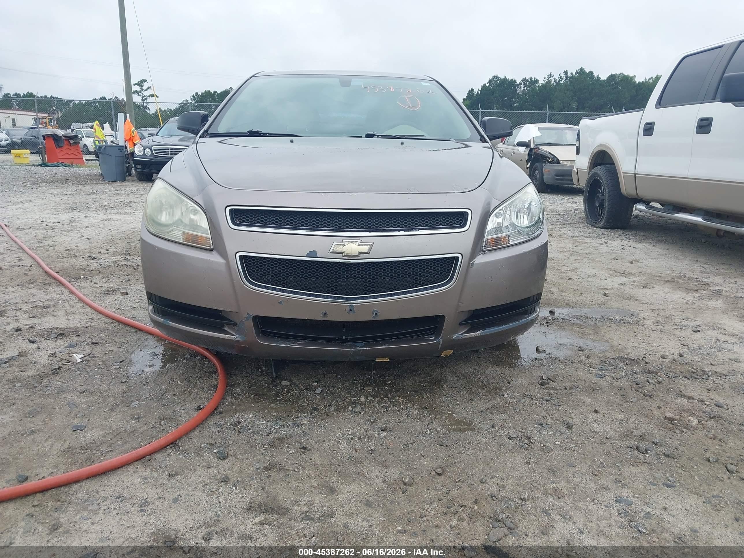 2010 Chevrolet Malibu Ls Brown vin: 1G1ZB5EB5AF264816