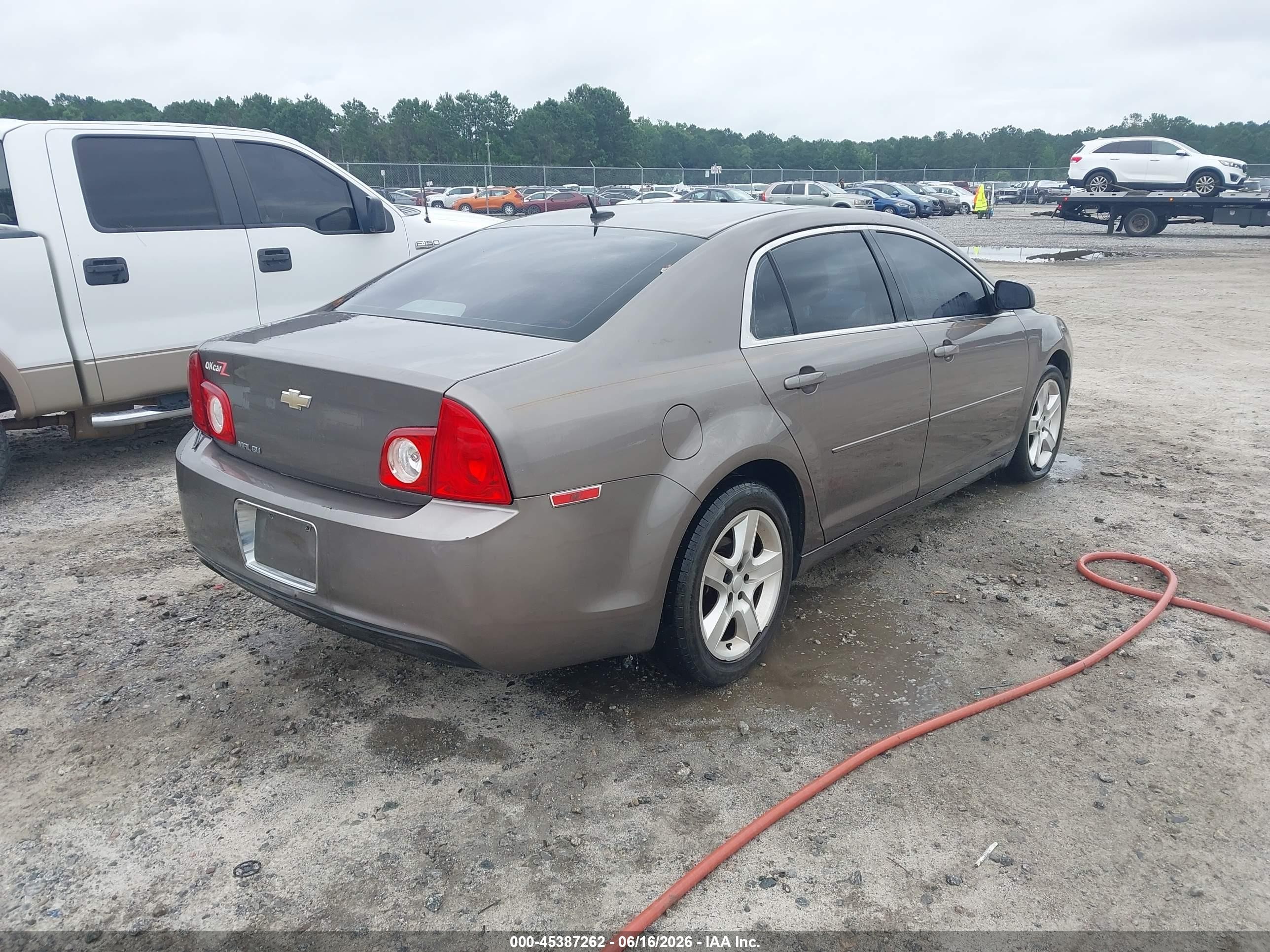 2010 Chevrolet Malibu Ls Brown vin: 1G1ZB5EB5AF264816
