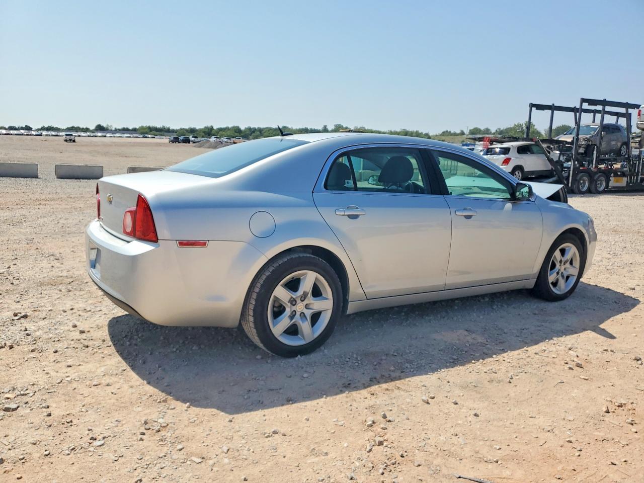 2010 Chevrolet Malibu Ls Серебряный vin: 1G1ZB5EB5AF310581