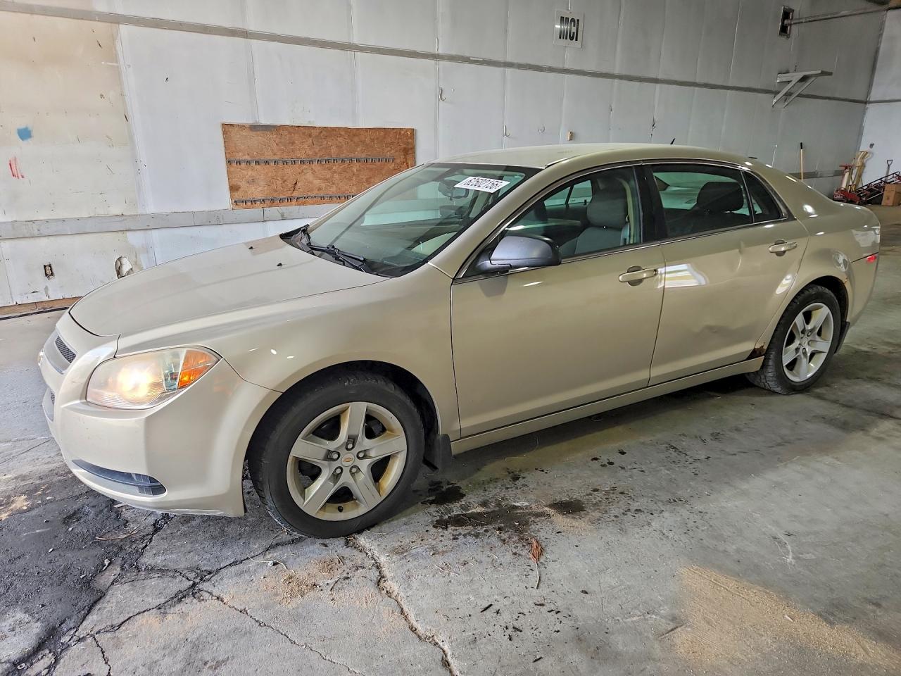 2010 Chevrolet Malibu Ls Cream vin: 1G1ZB5EB6AF296139