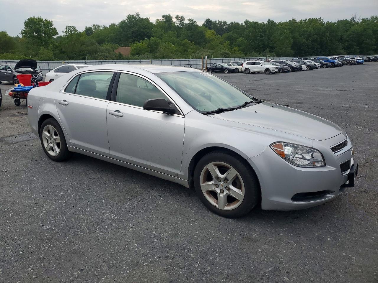 2010 Chevrolet Malibu Ls Silver vin: 1G1ZB5EB7A4107591