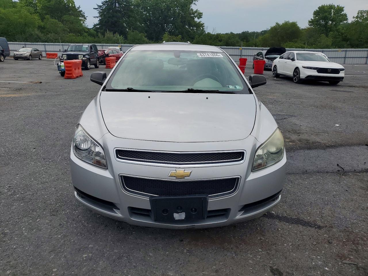 2010 Chevrolet Malibu Ls Silver vin: 1G1ZB5EB7A4107591