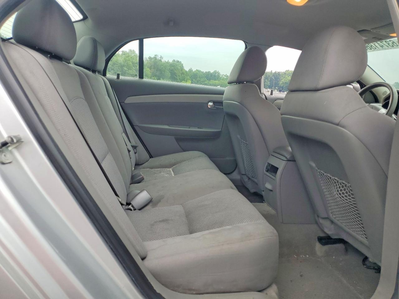 2010 Chevrolet Malibu Ls Silver vin: 1G1ZB5EB7A4107591