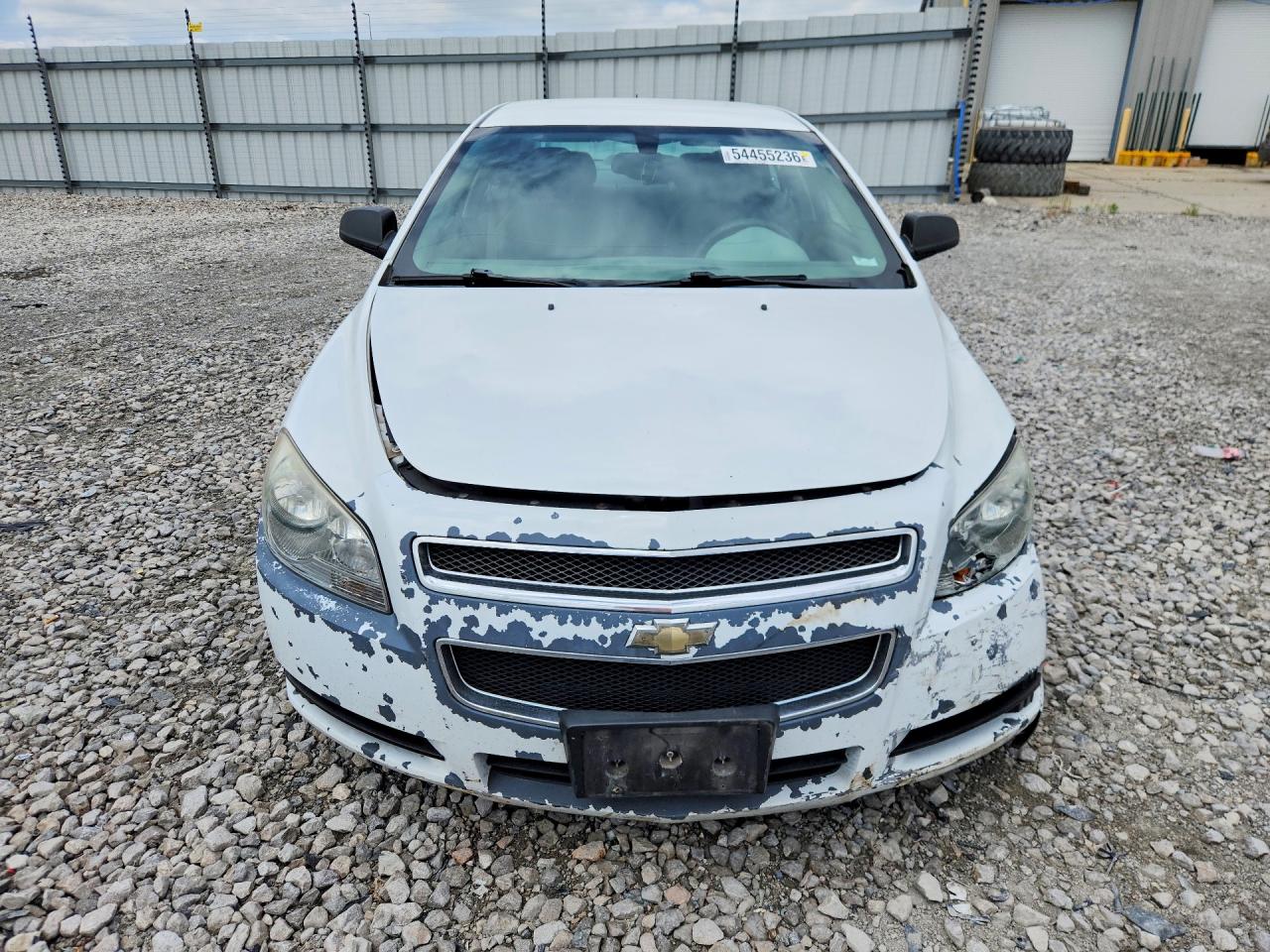 2010 Chevrolet Malibu Ls White vin: 1G1ZB5EB8A4114517