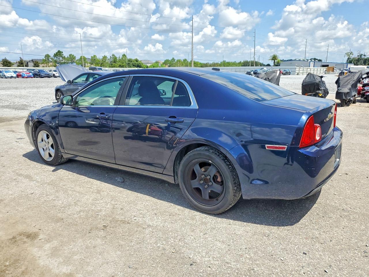 2010 Chevrolet Malibu Ls Blue vin: 1G1ZB5EB8AF119186