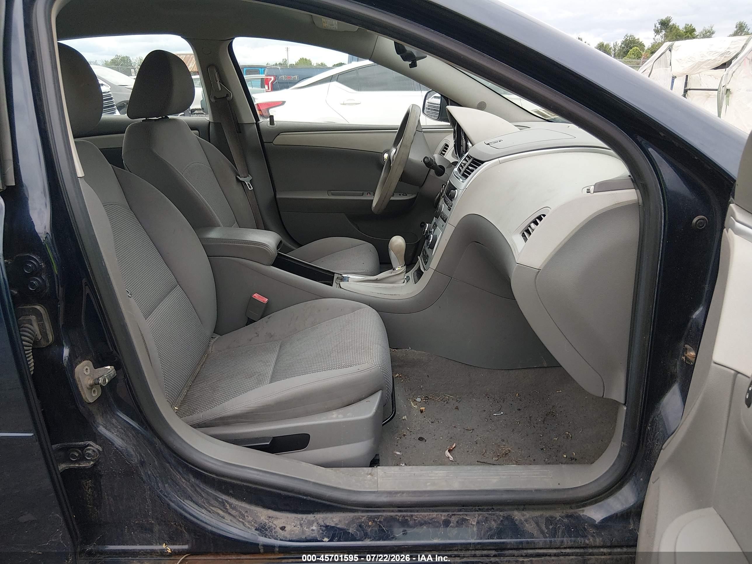 2010 Chevrolet Malibu Ls Dark Blue vin: 1G1ZB5EB8AF223354
