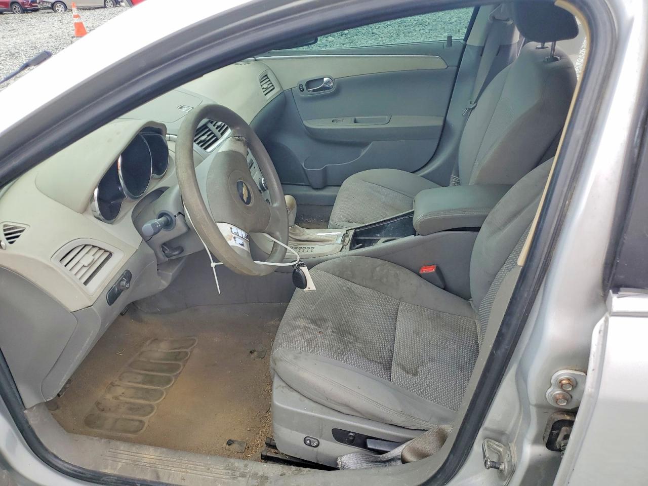 2010 Chevrolet Malibu Ls Silver vin: 1G1ZB5EB9AF203713