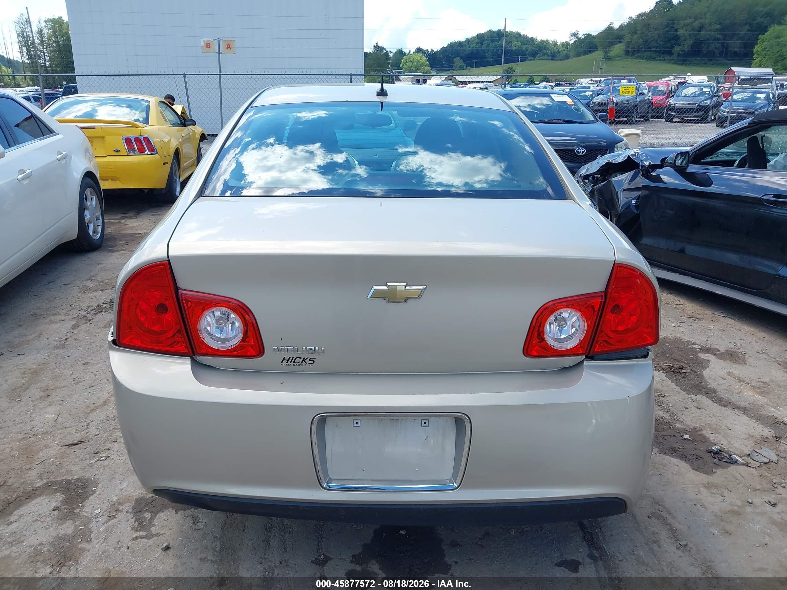 2010 Chevrolet Malibu Ls Beige vin: 1G1ZB5EB9AF216705