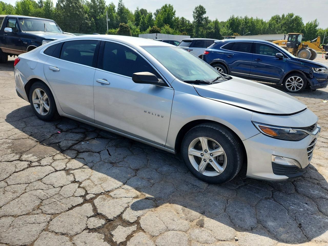 2021 Chevrolet Malibu Ls Серебряный vin: 1G1ZB5ST0MF088615