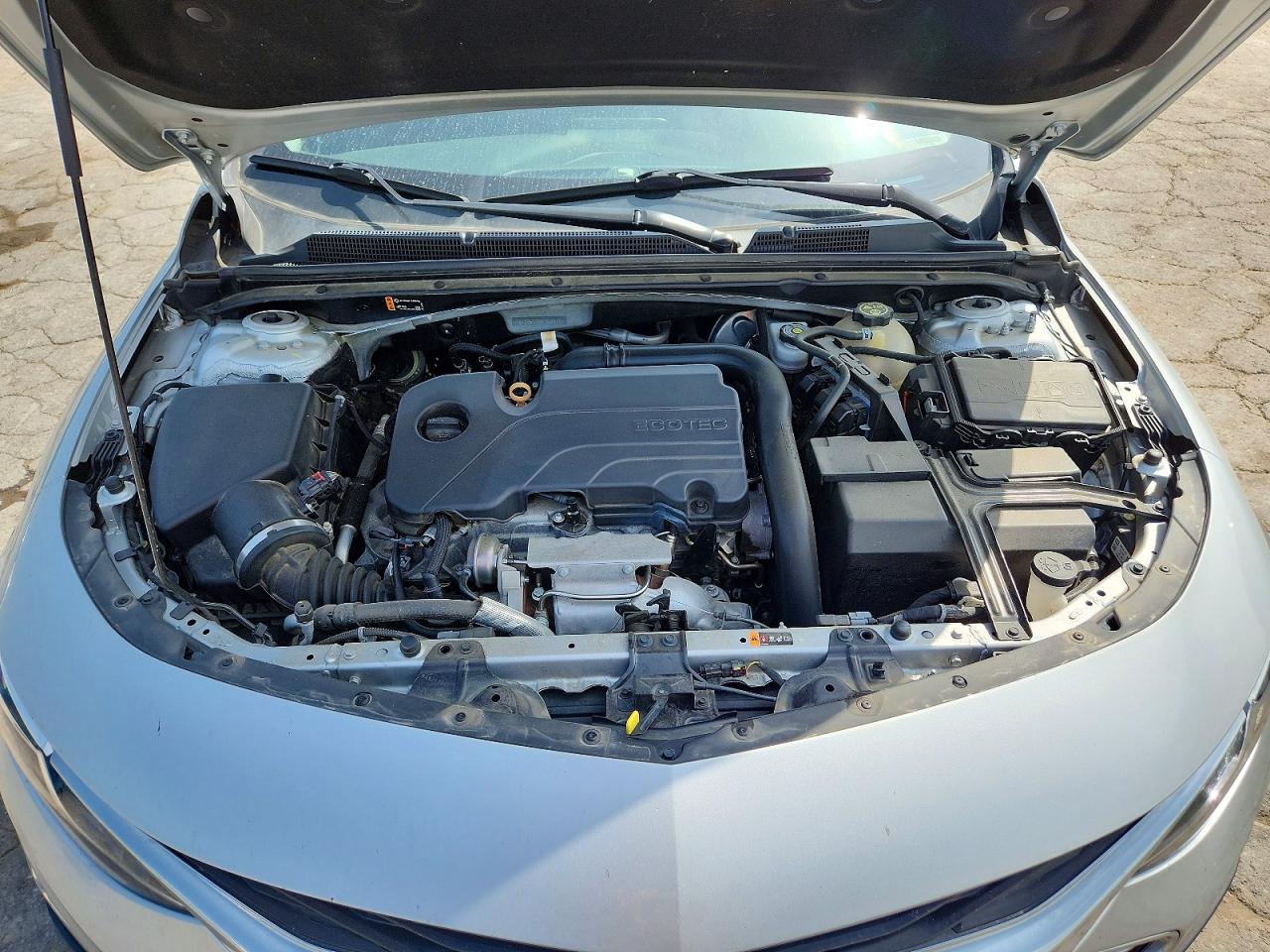 2021 Chevrolet Malibu Ls Серебряный vin: 1G1ZB5ST0MF088615